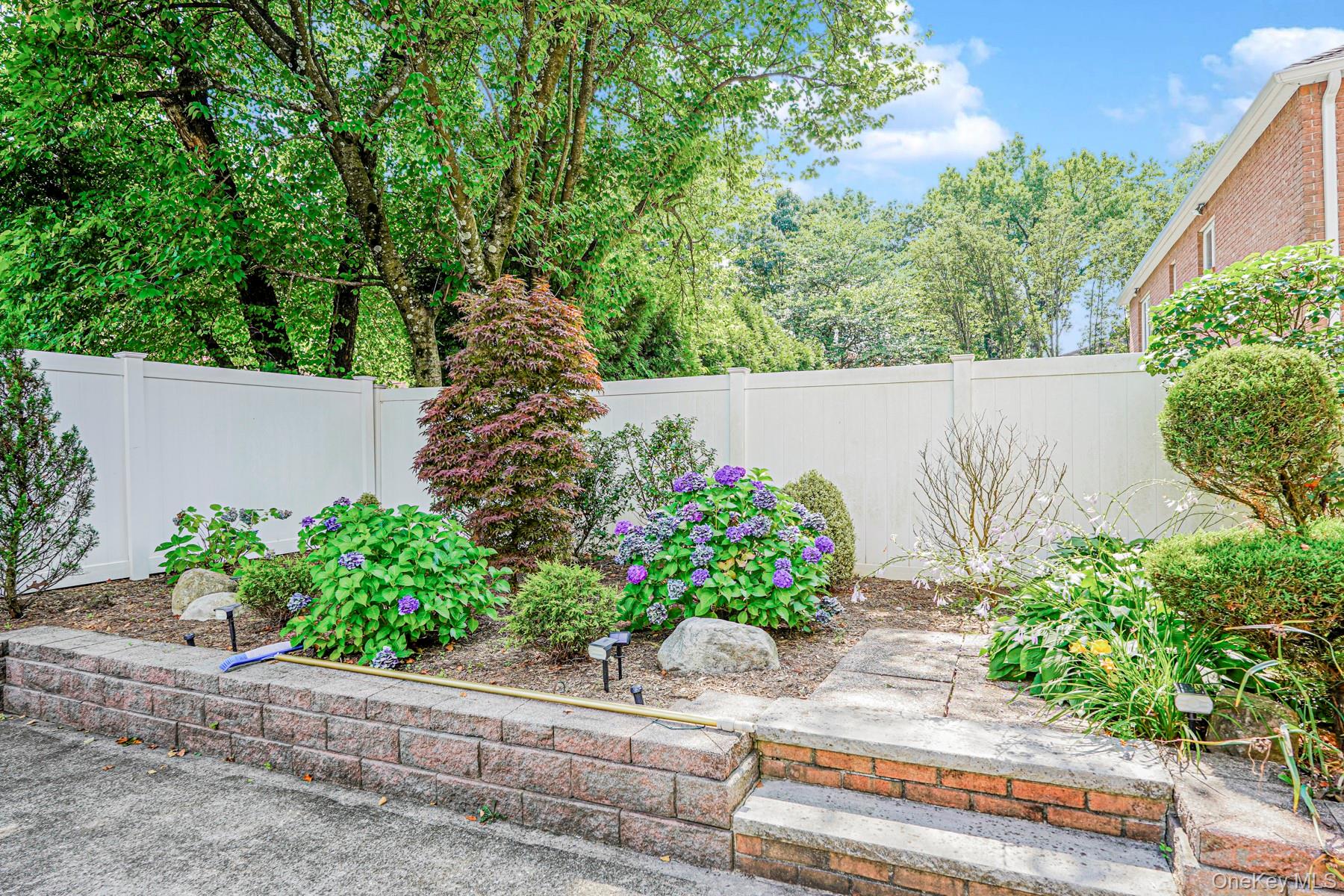 74 Longfellow Avenue, Staten Island, NY 10301