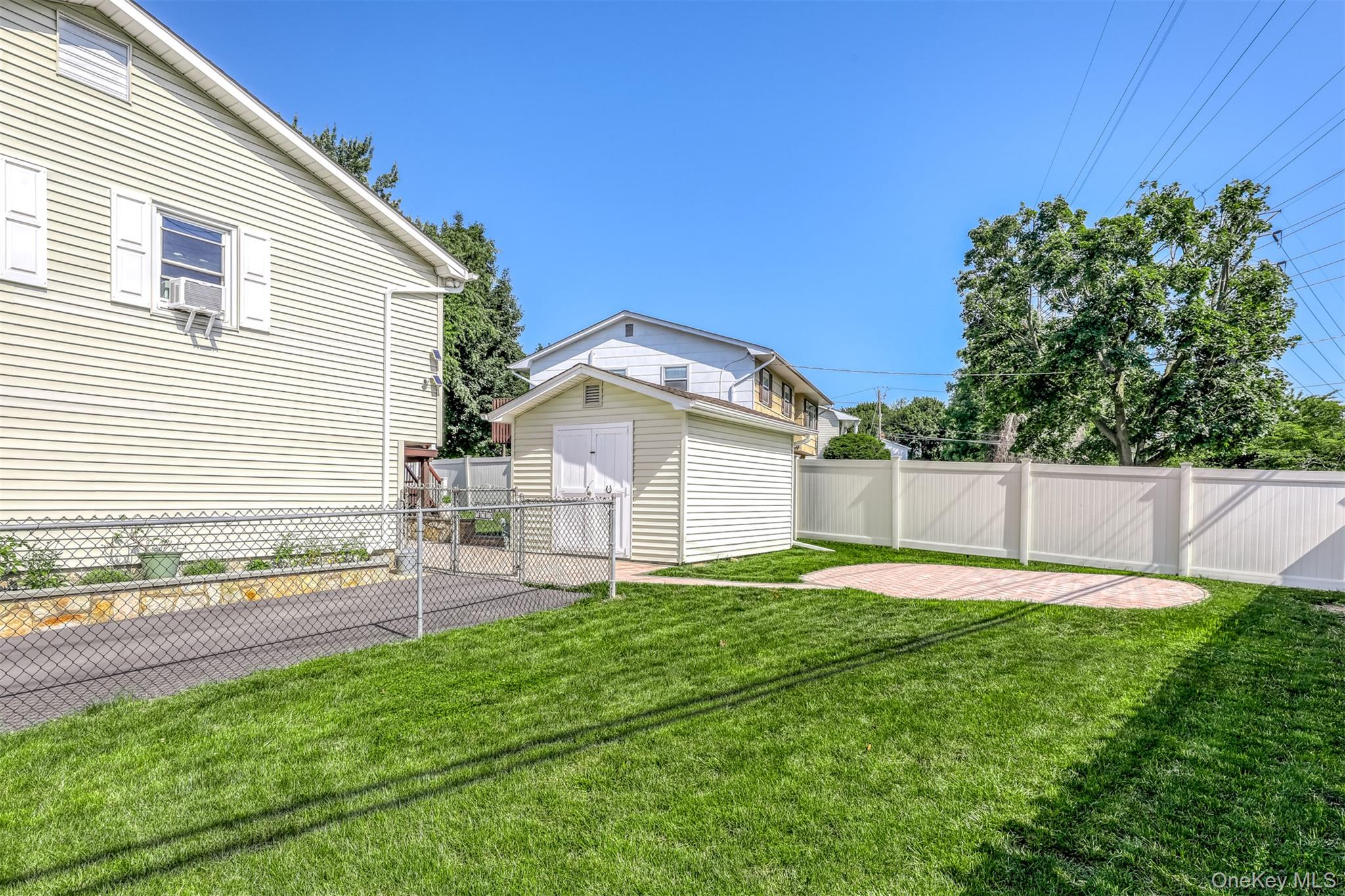 2 McGovern Drive, Garnerville, NY 10923