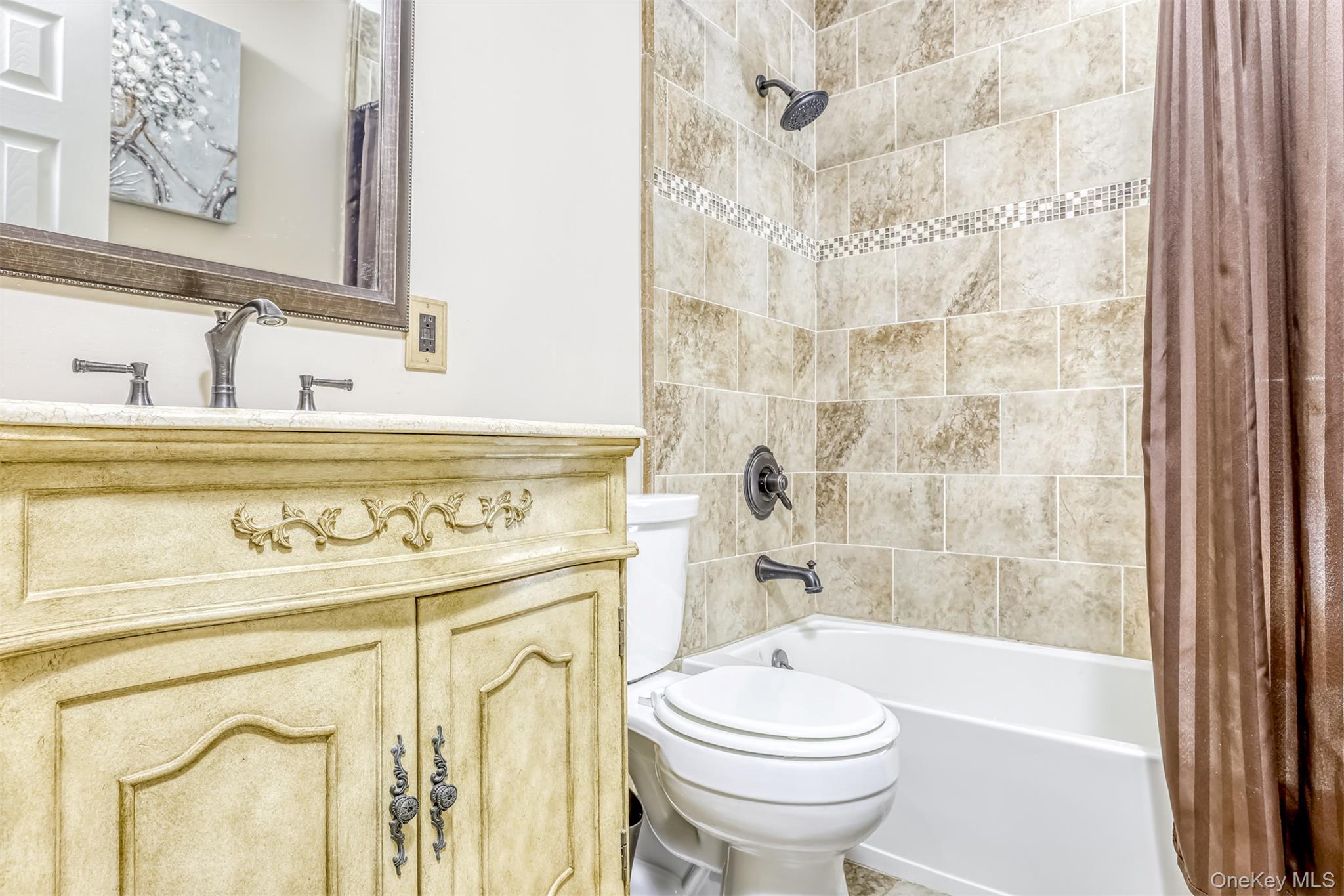 2 McGovern Drive, Garnerville, NY 10923