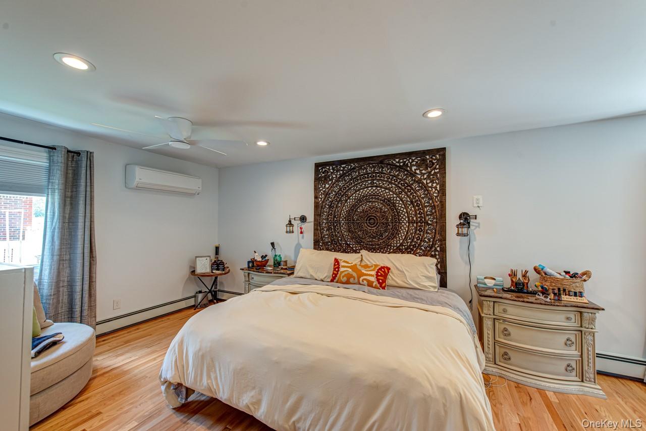 900 4th Street, West Babylon, NY 11704