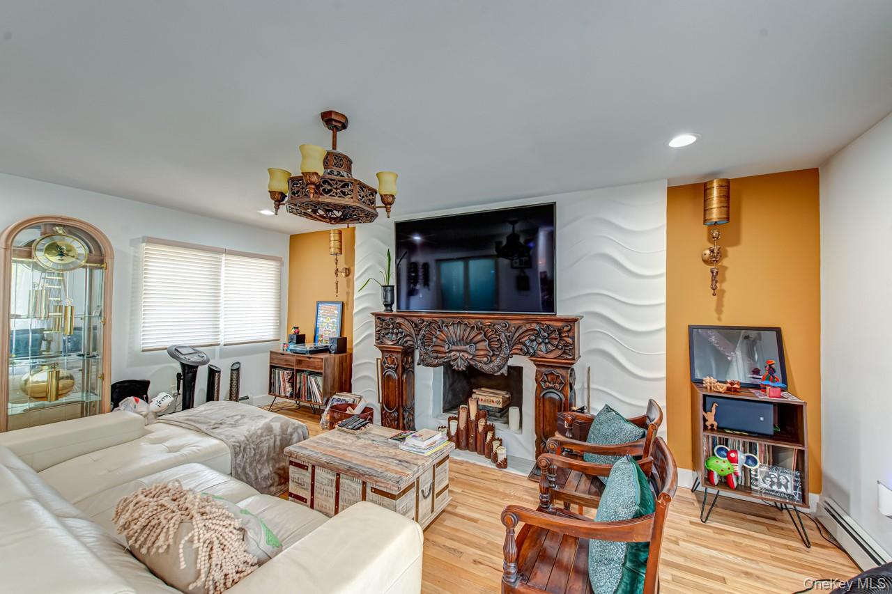 900 4th Street, West Babylon, NY 11704