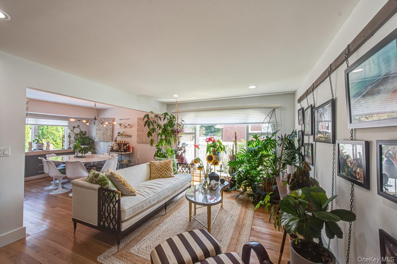 900 4th Street, West Babylon, NY 11704