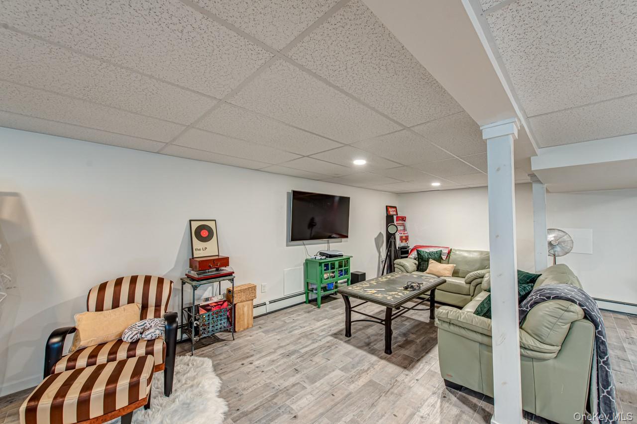 900 4th Street, West Babylon, NY 11704