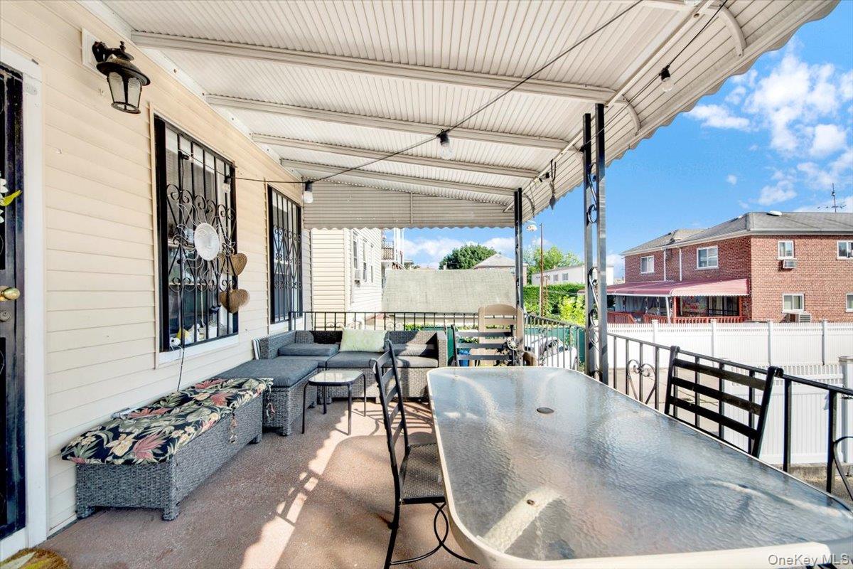 1573 Hollywood Avenue, Bronx, NY 10461