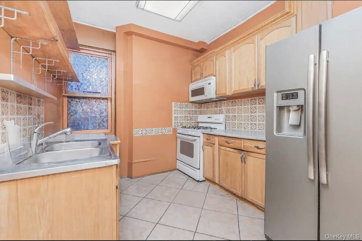 15 Fort Washington Avenue # 3A, New York (Manhattan), NY 10032