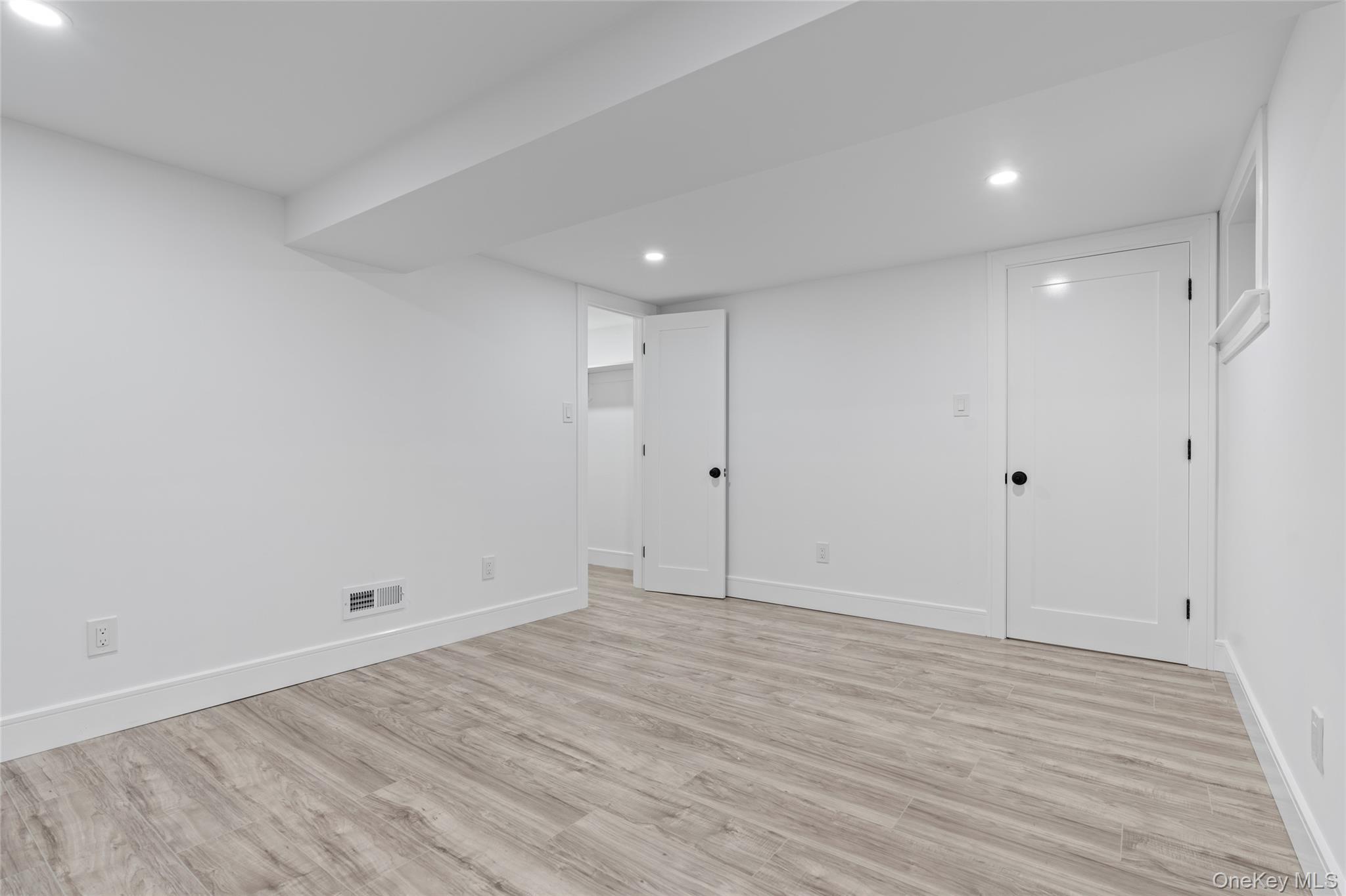 111-35 Sutphin Blvd, Jamaica, NY 11435