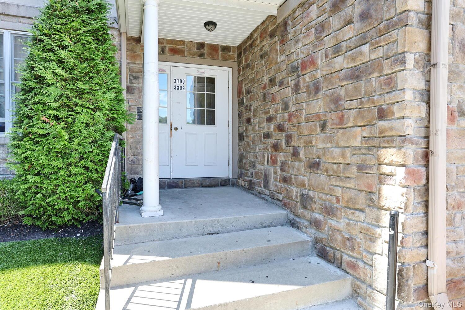 3309 Parkview Drive, Spring Valley, NY 10977