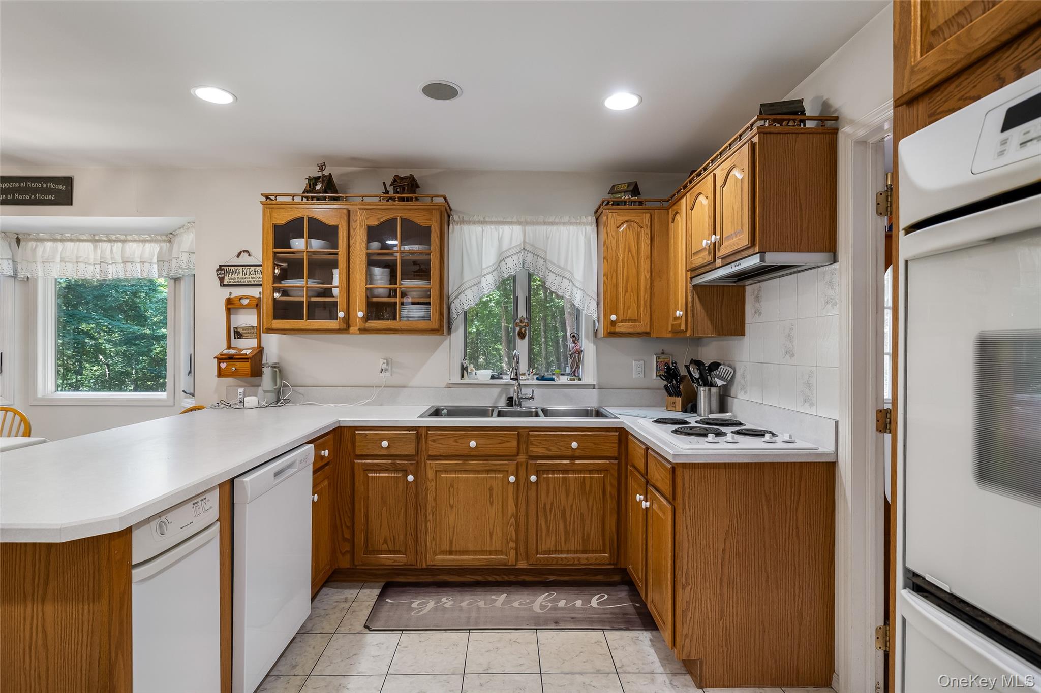 167 Farm Road E, Wading River, NY 11792