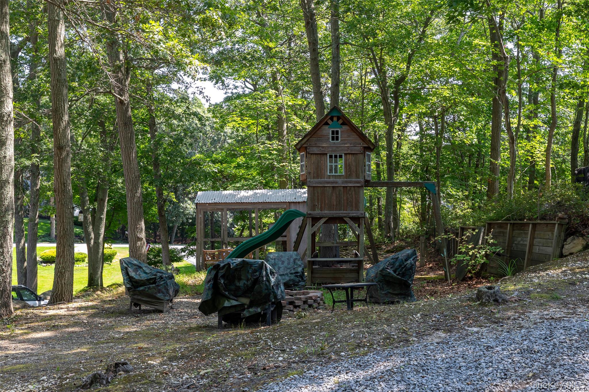 167 Farm Road E, Wading River, NY 11792