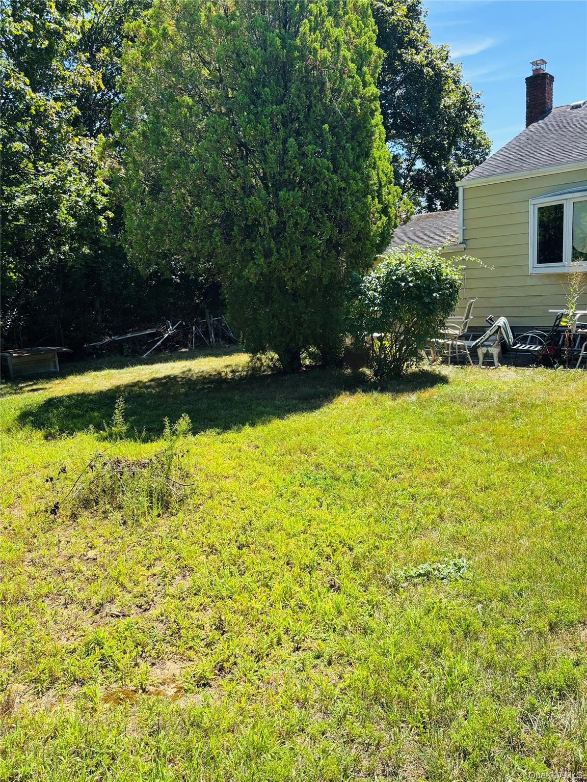 275 N Utica Avenue, Massapequa, NY 11758