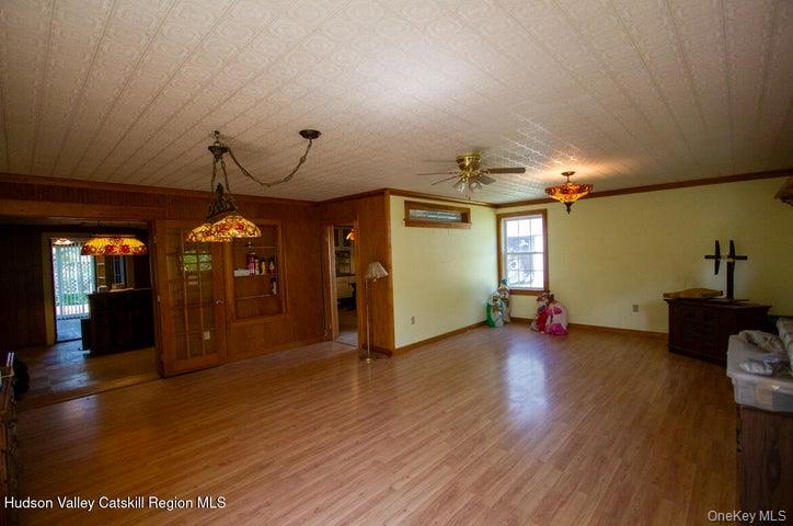 3076 State Route 28, Shokan, NY 12481