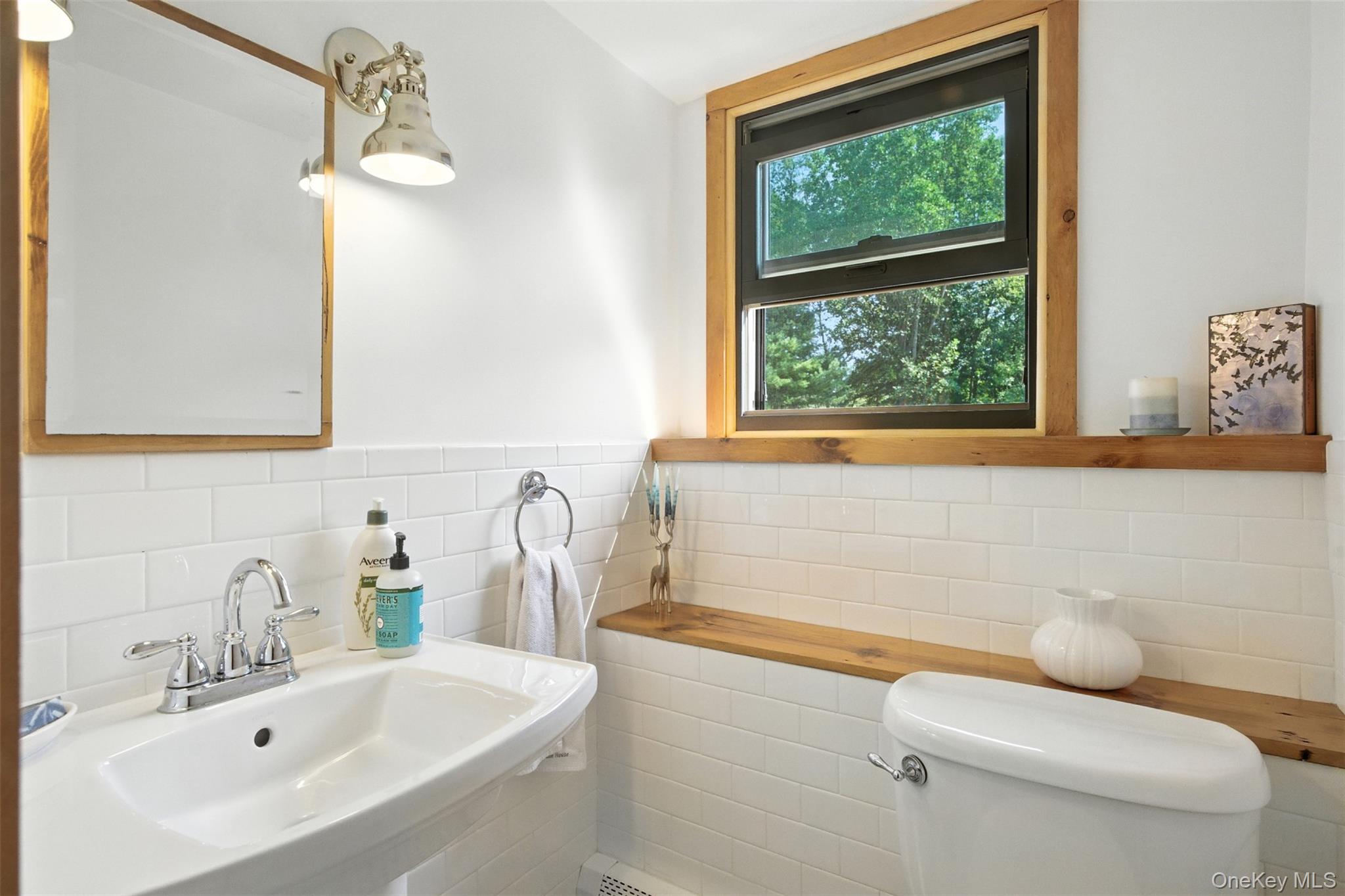 442 S Ohioville Road, New Paltz, NY 12561