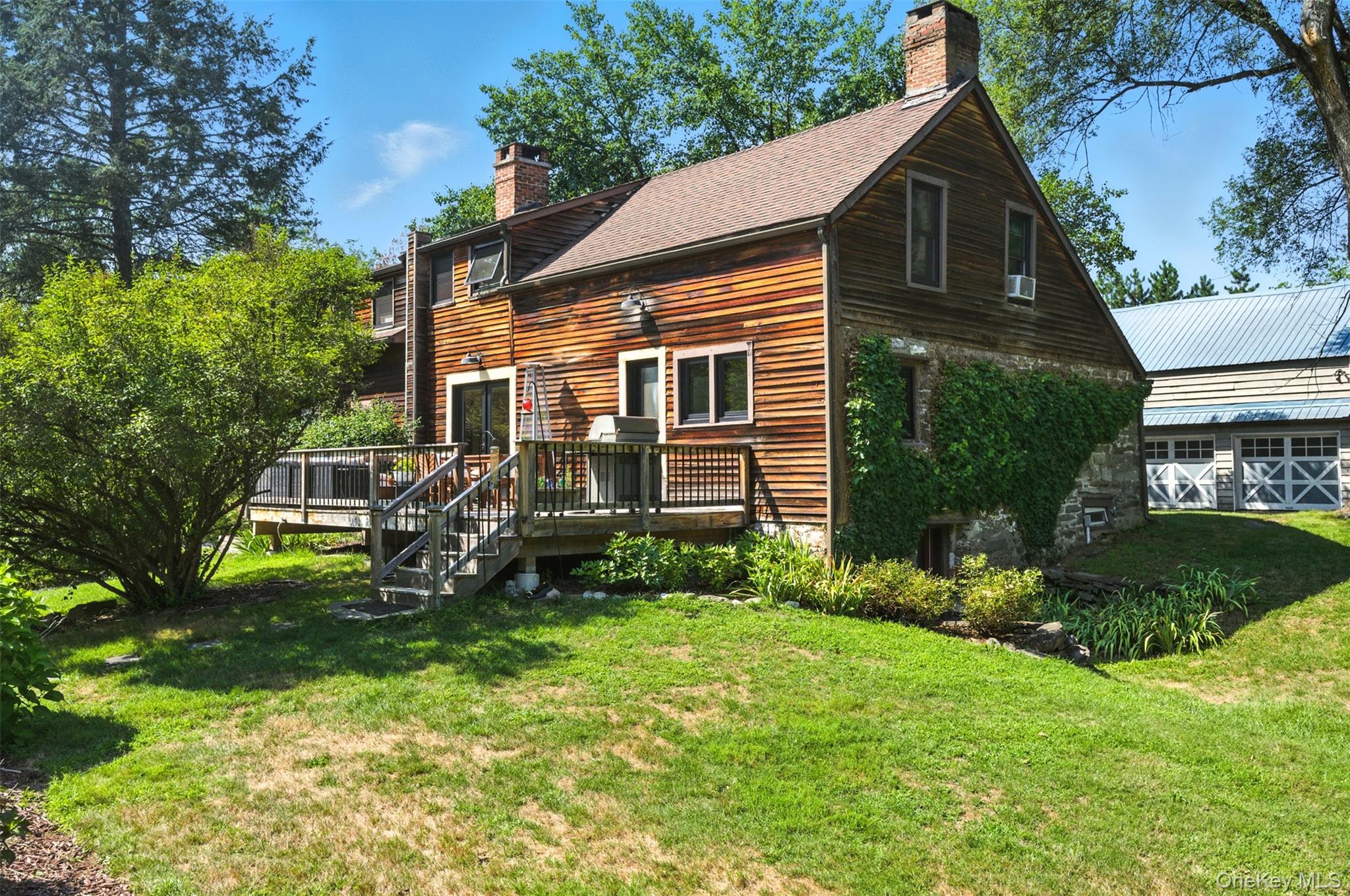 442 S Ohioville Road, New Paltz, NY 12561