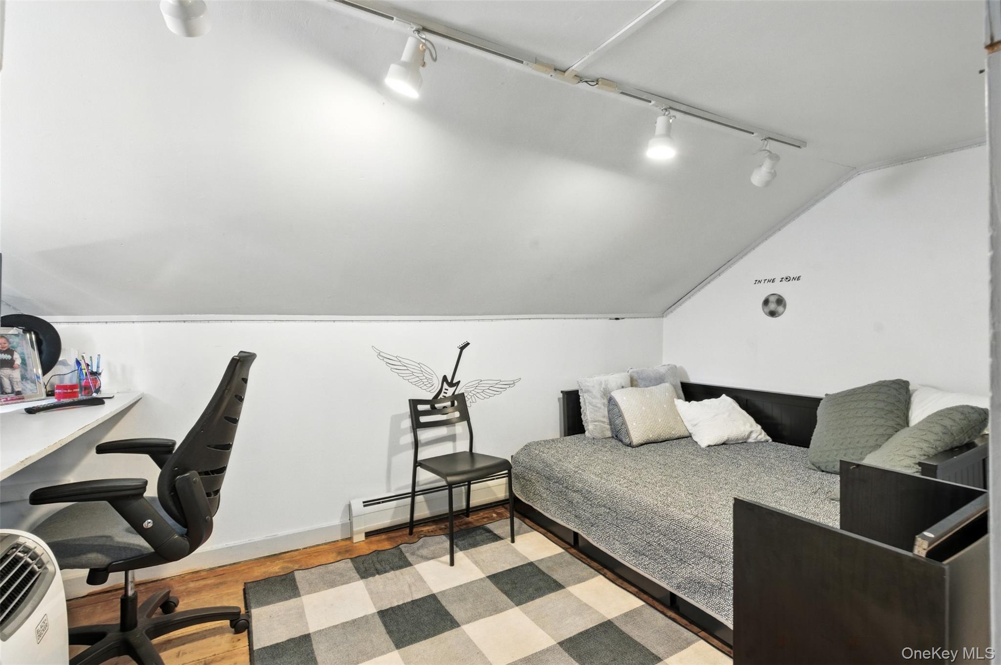 442 S Ohioville Road, New Paltz, NY 12561