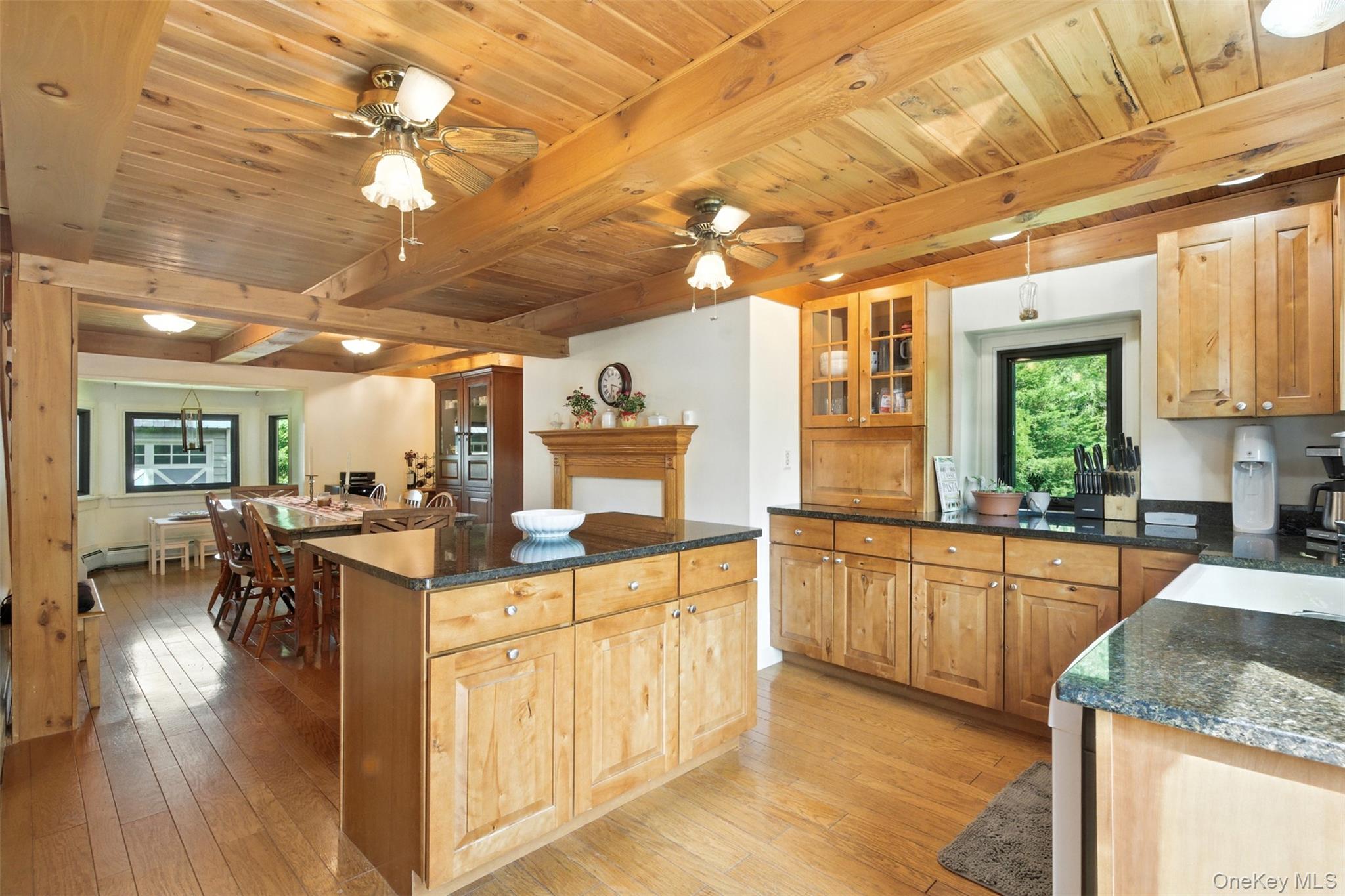 442 S Ohioville Road, New Paltz, NY 12561