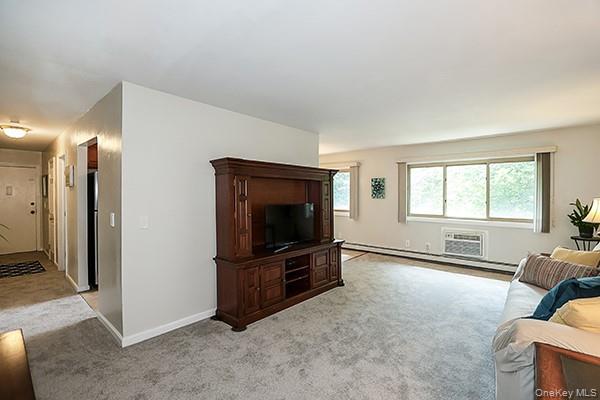 2449 Union Boulevard # 19B, Islip, NY 11751