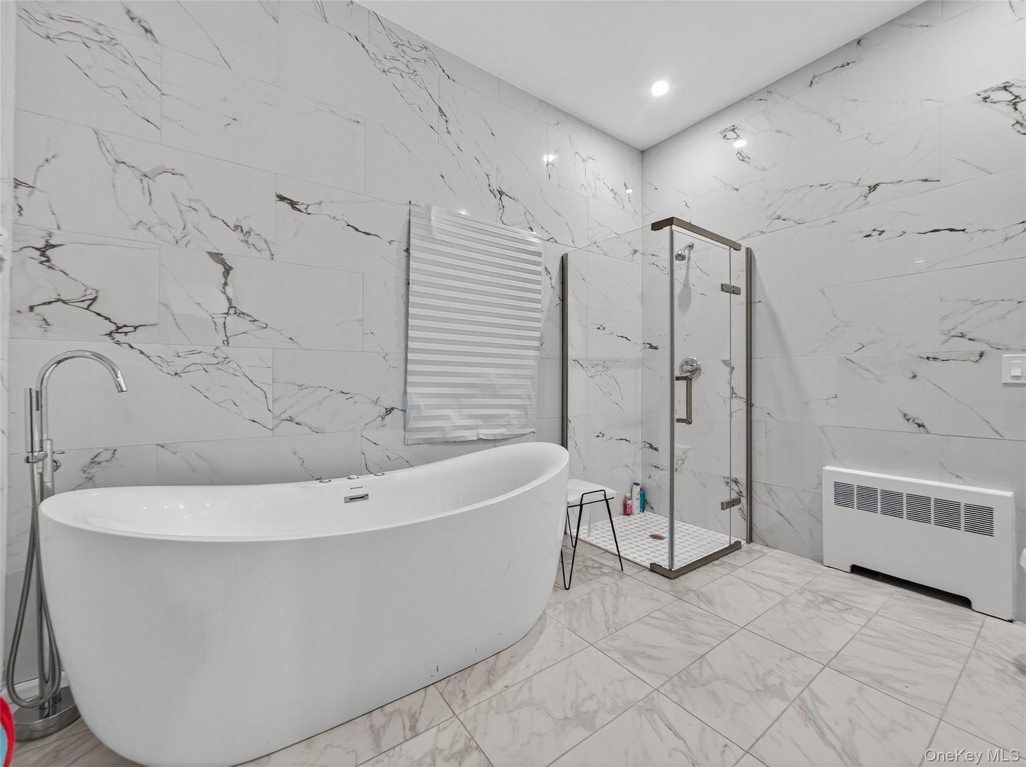 7 Eleanor Place, Airmont, NY 10952