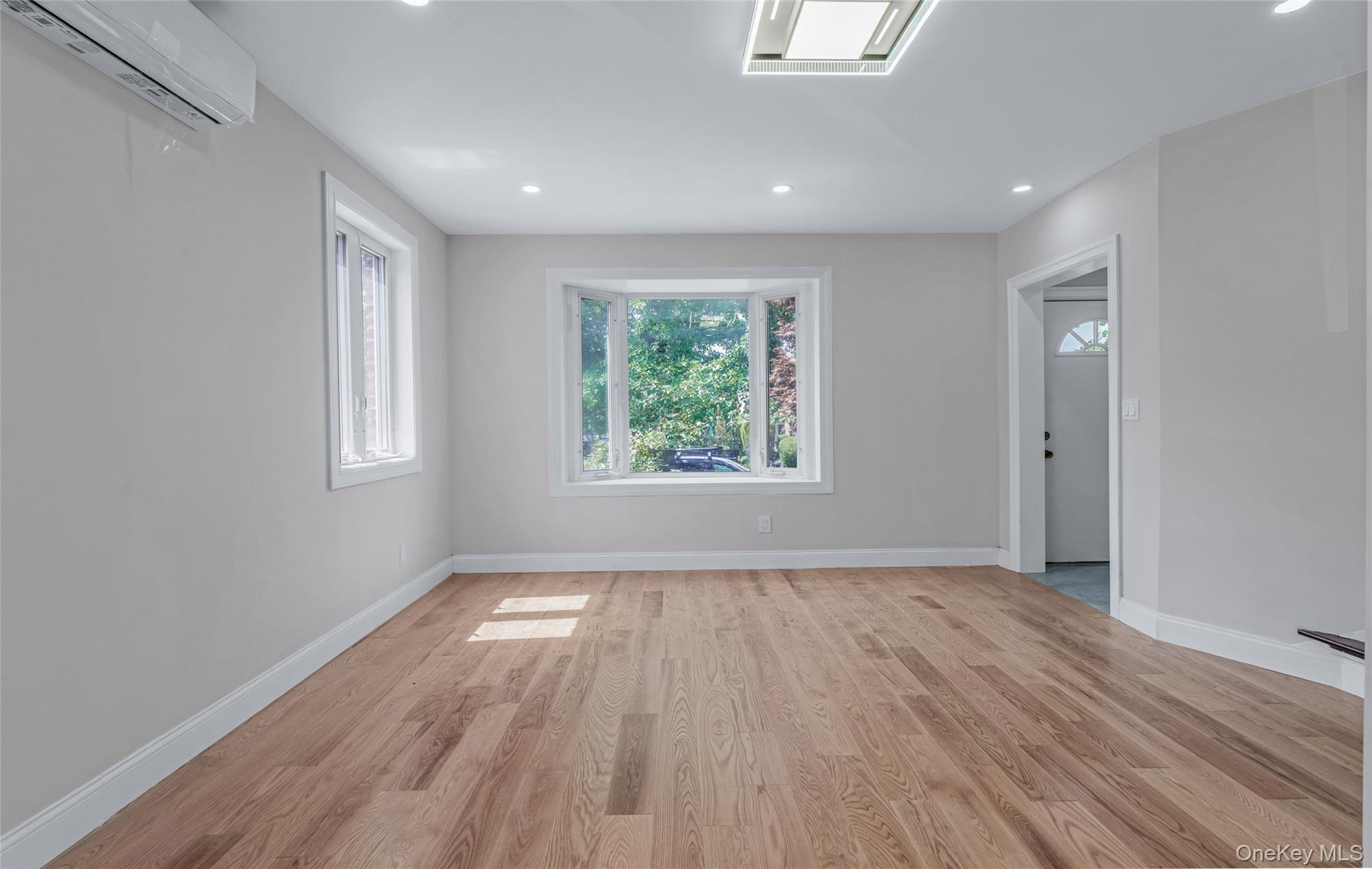 141-67 72 Crescent, Flushing, NY 11367