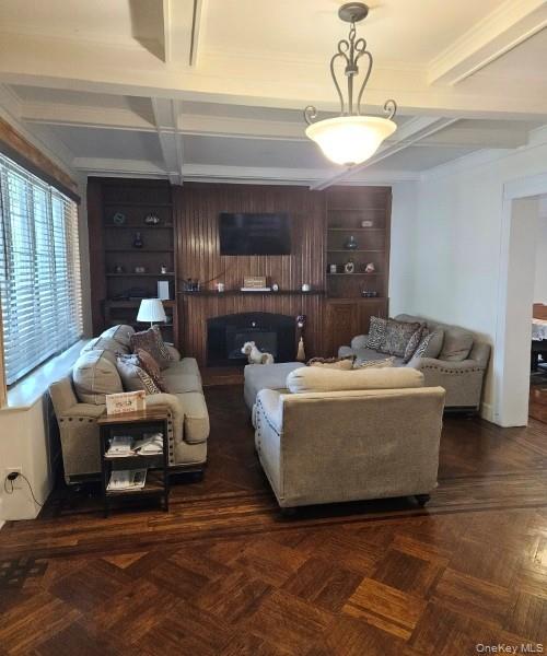 127 Hempstead Avenue, Lynbrook, NY 11563