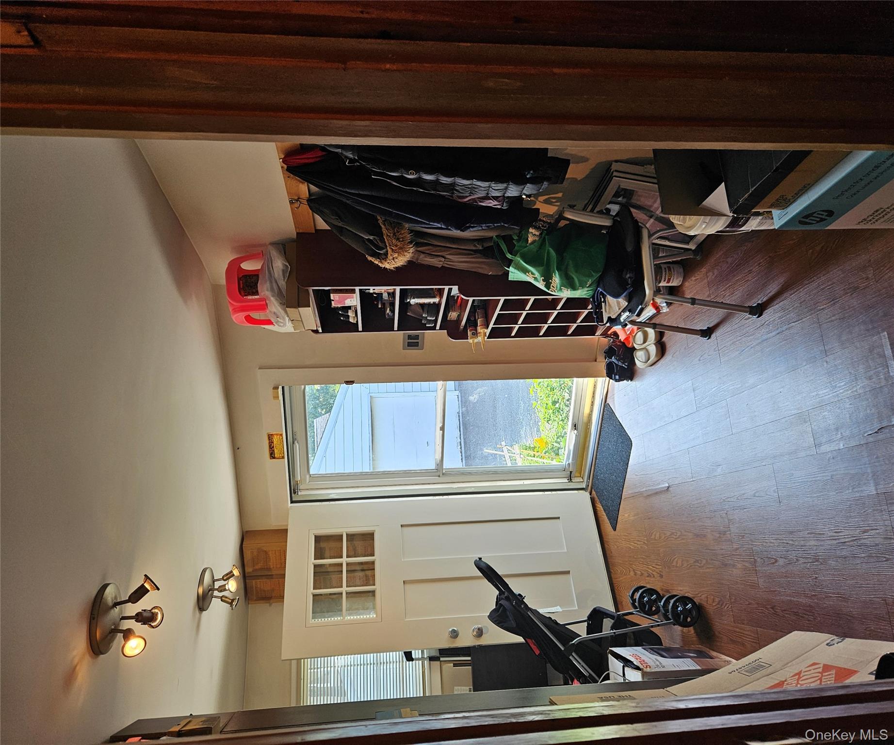 127 Hempstead Avenue, Lynbrook, NY 11563