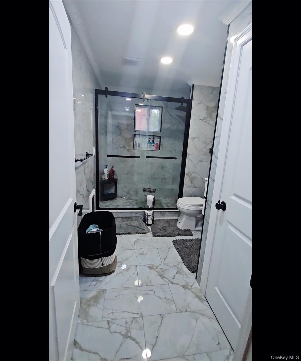 127 Hempstead Avenue, Lynbrook, NY 11563