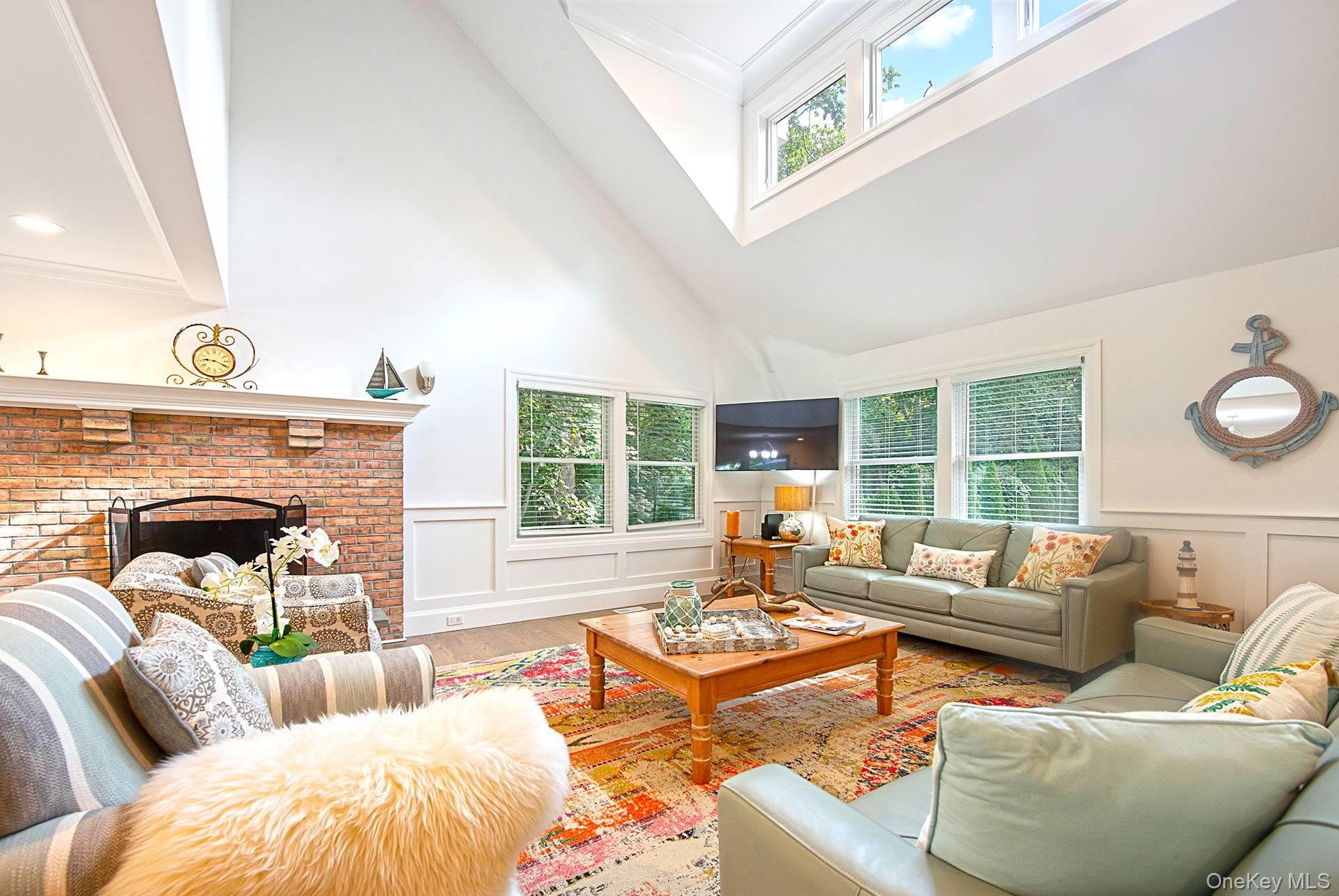 19 Barns Lane, East Hampton, NY 11937