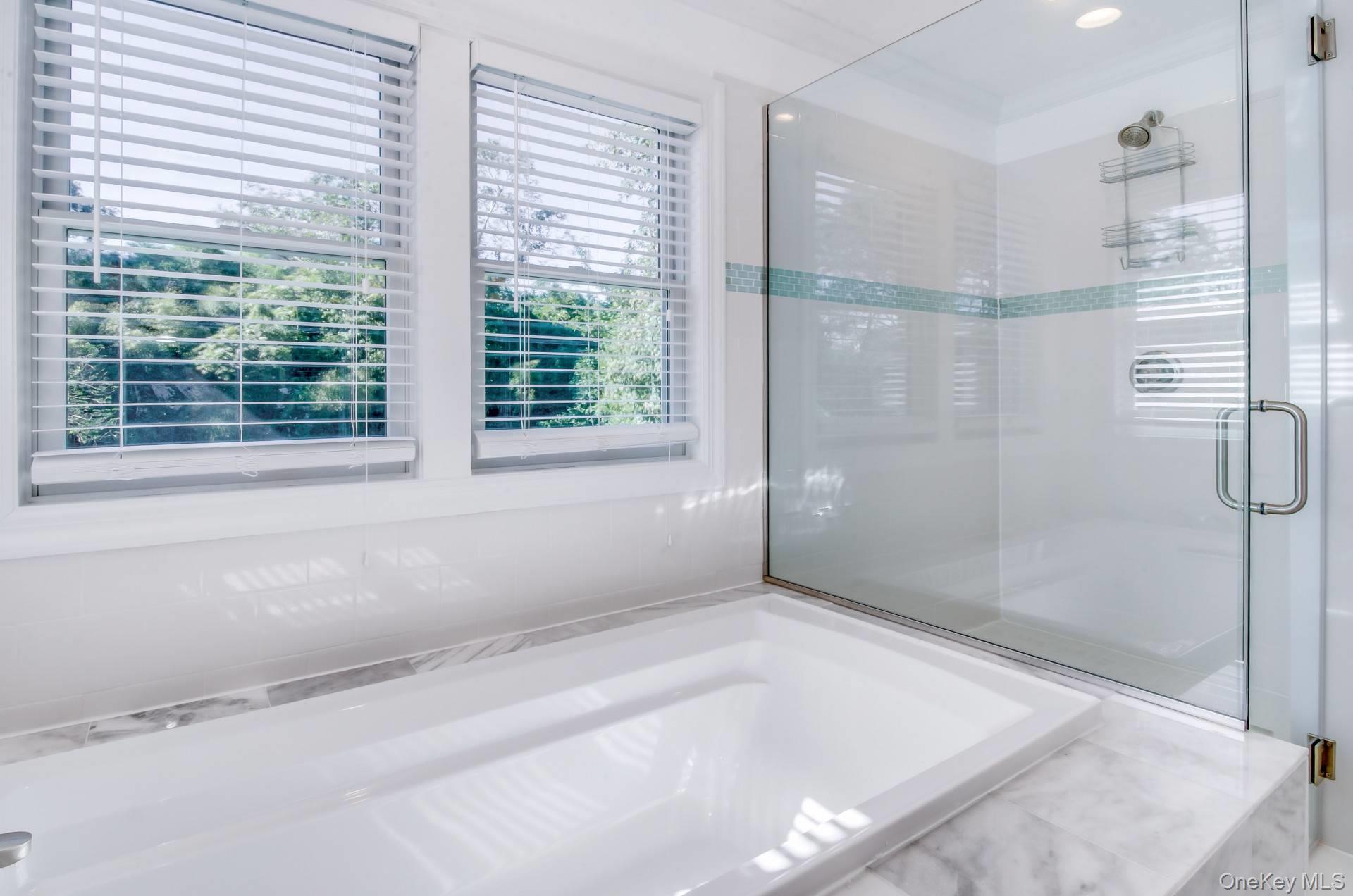 19 Barns Lane, East Hampton, NY 11937