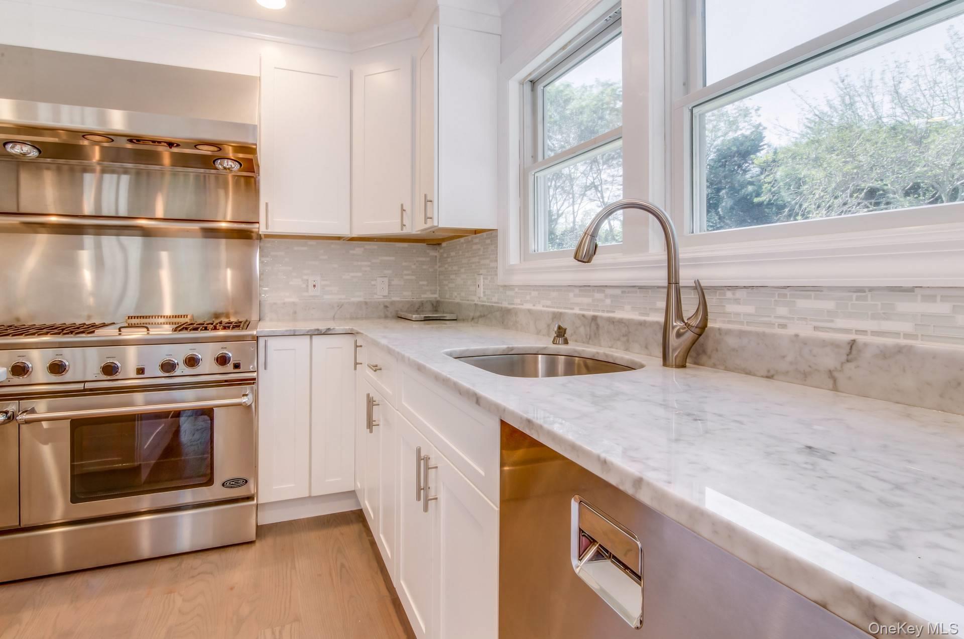 19 Barns Lane, East Hampton, NY 11937