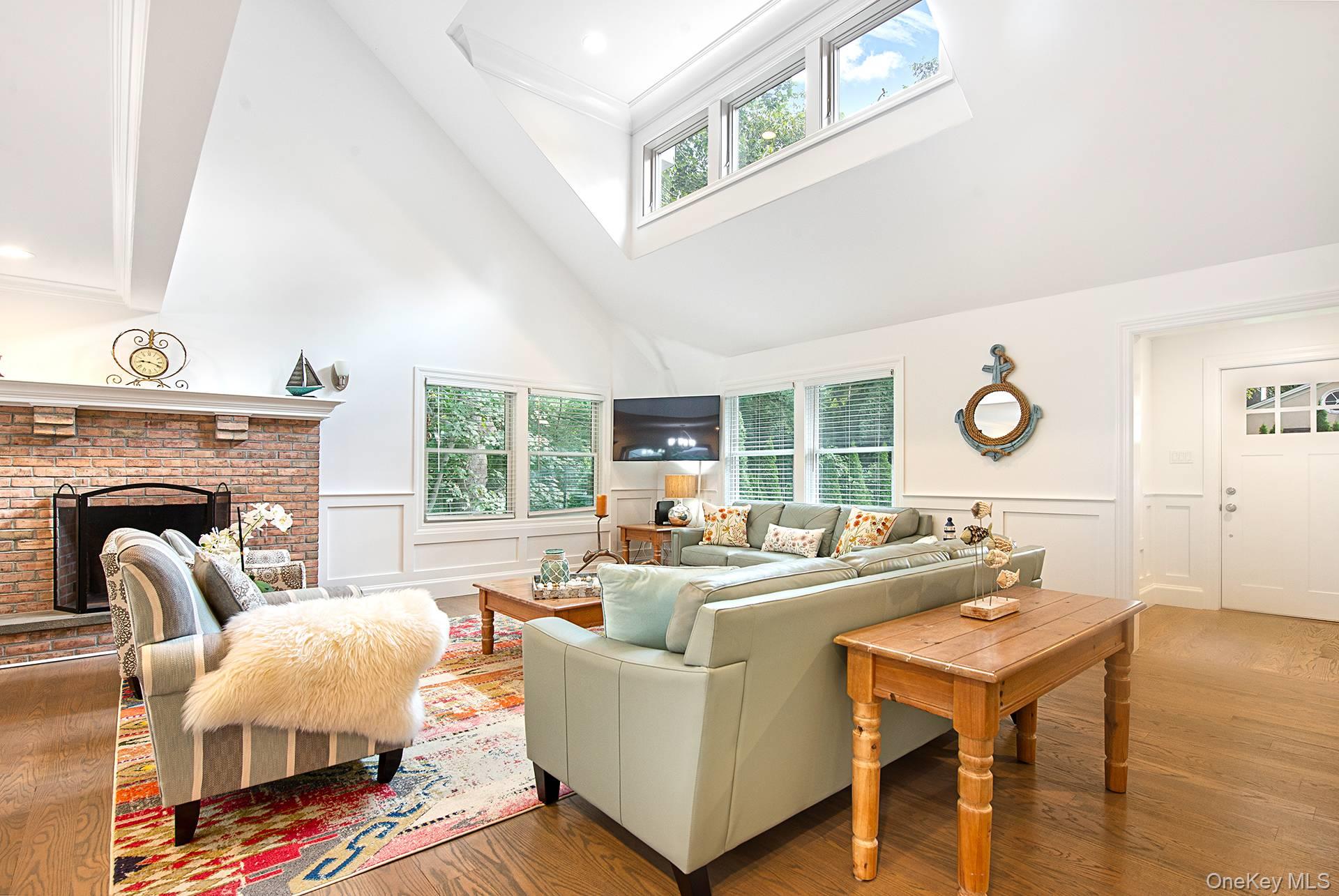 19 Barns Lane, East Hampton, NY 11937