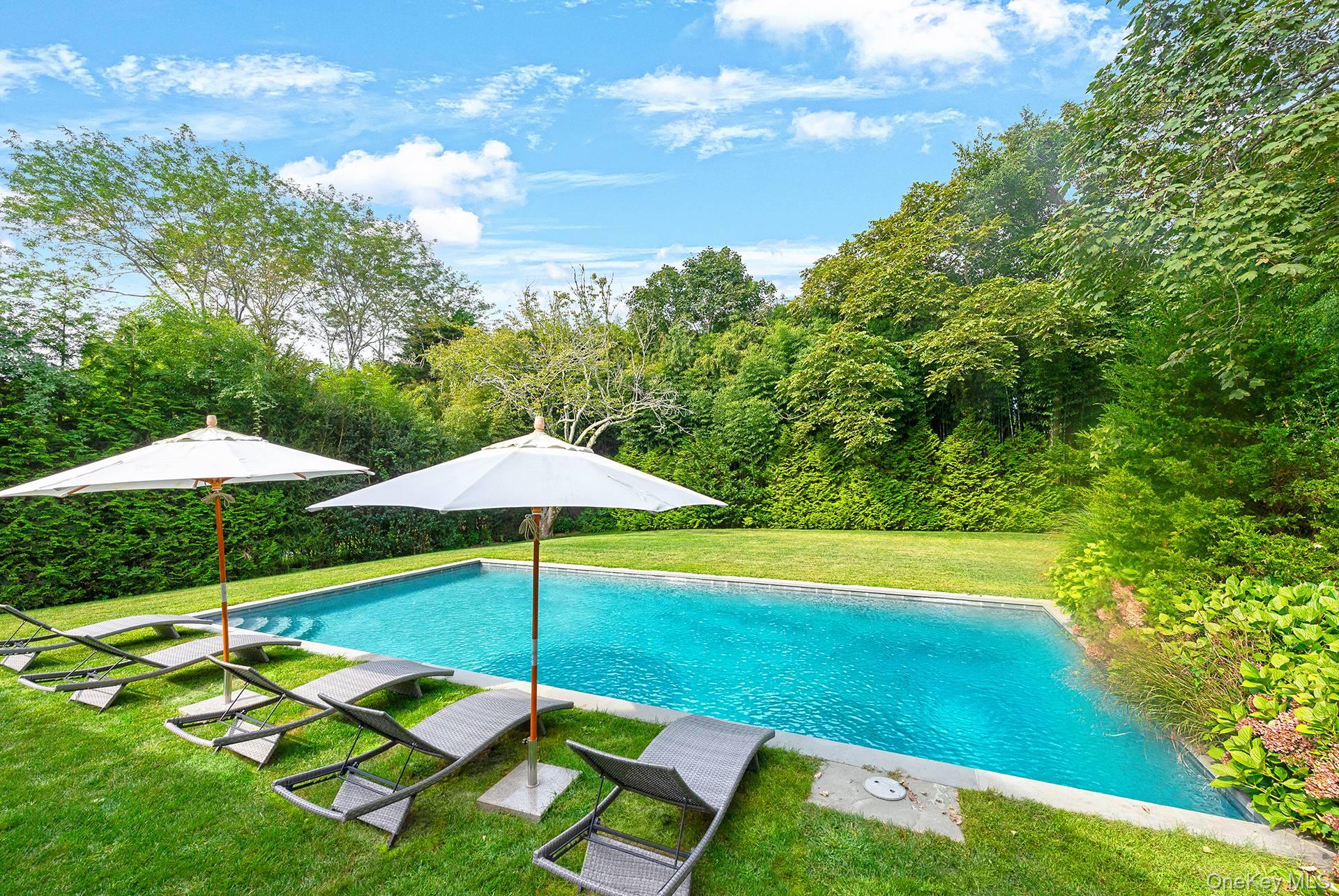 19 Barns Lane, East Hampton, NY 11937