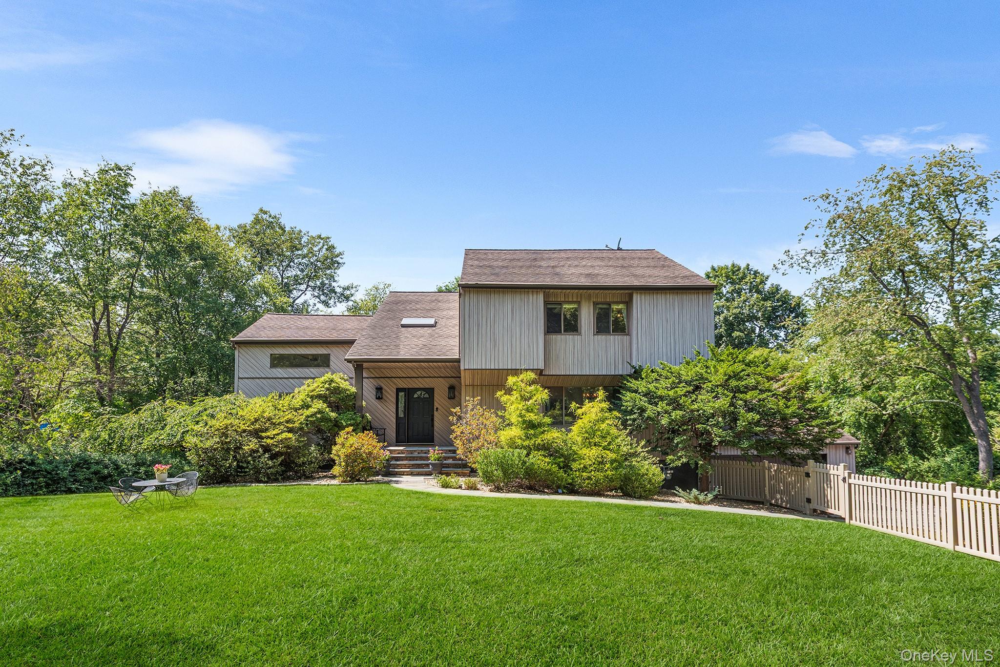119 Watch Hill Road, Cortlandt Manor, NY 10567