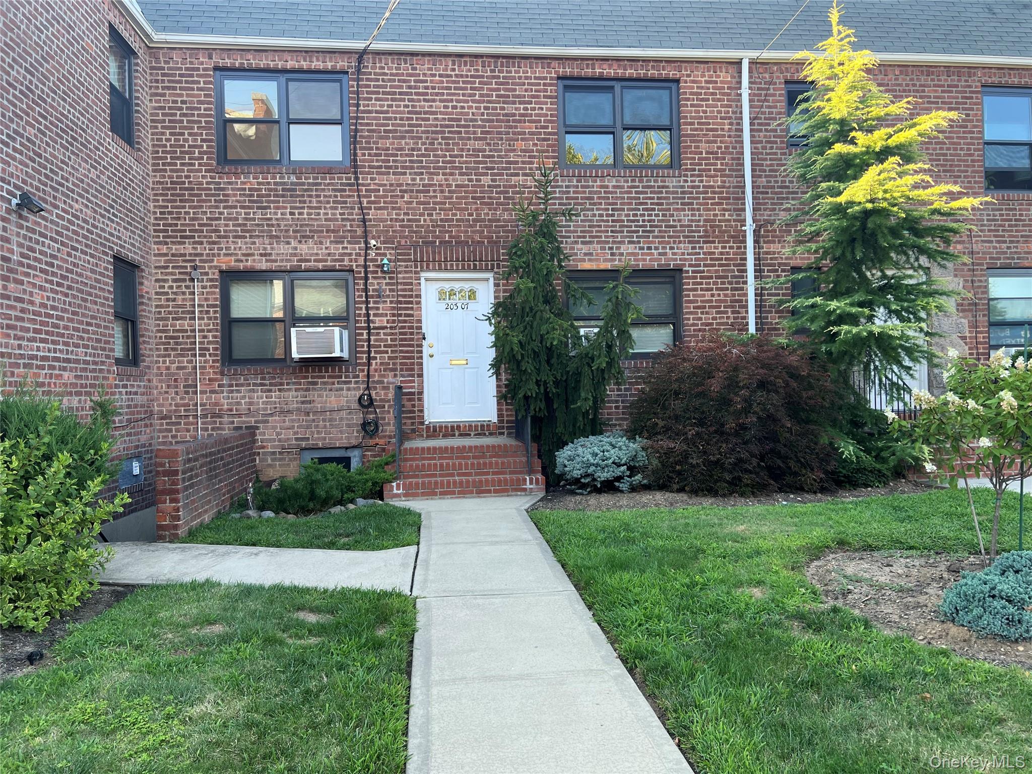 203-07 35th Avenue # B, Bayside, NY 11361