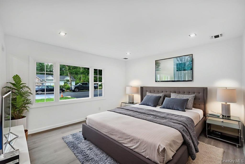 7 Weinmann Boulevard, Melville, NY 11747