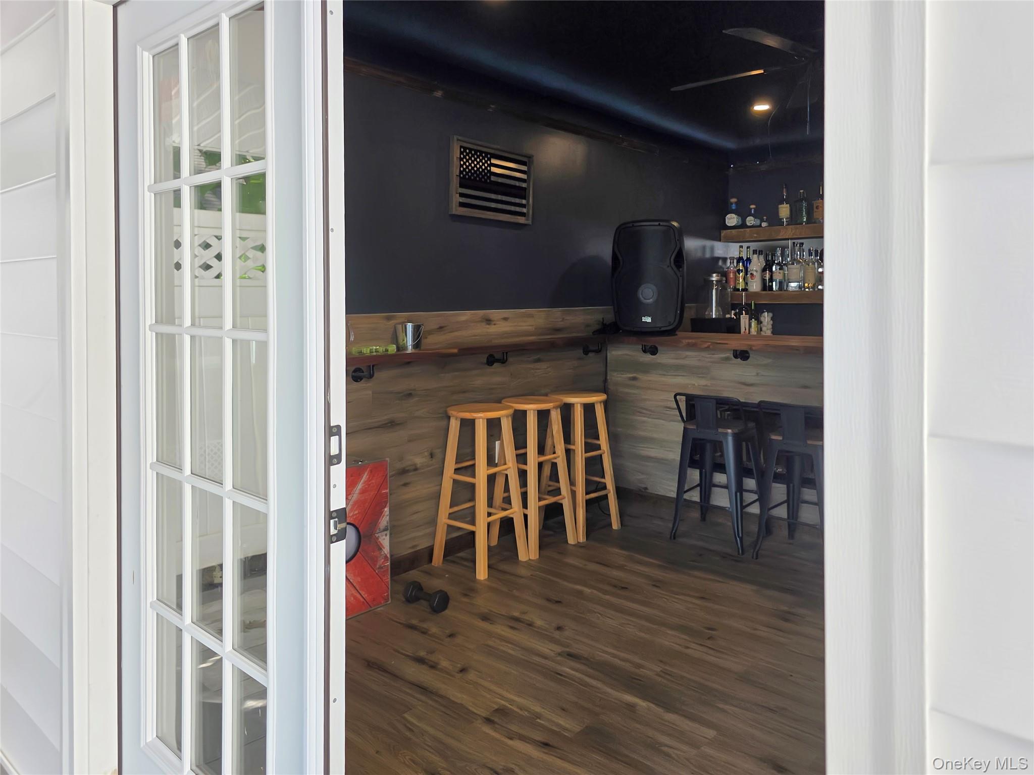 2593 Loftus Avenue, Oceanside, NY 11572