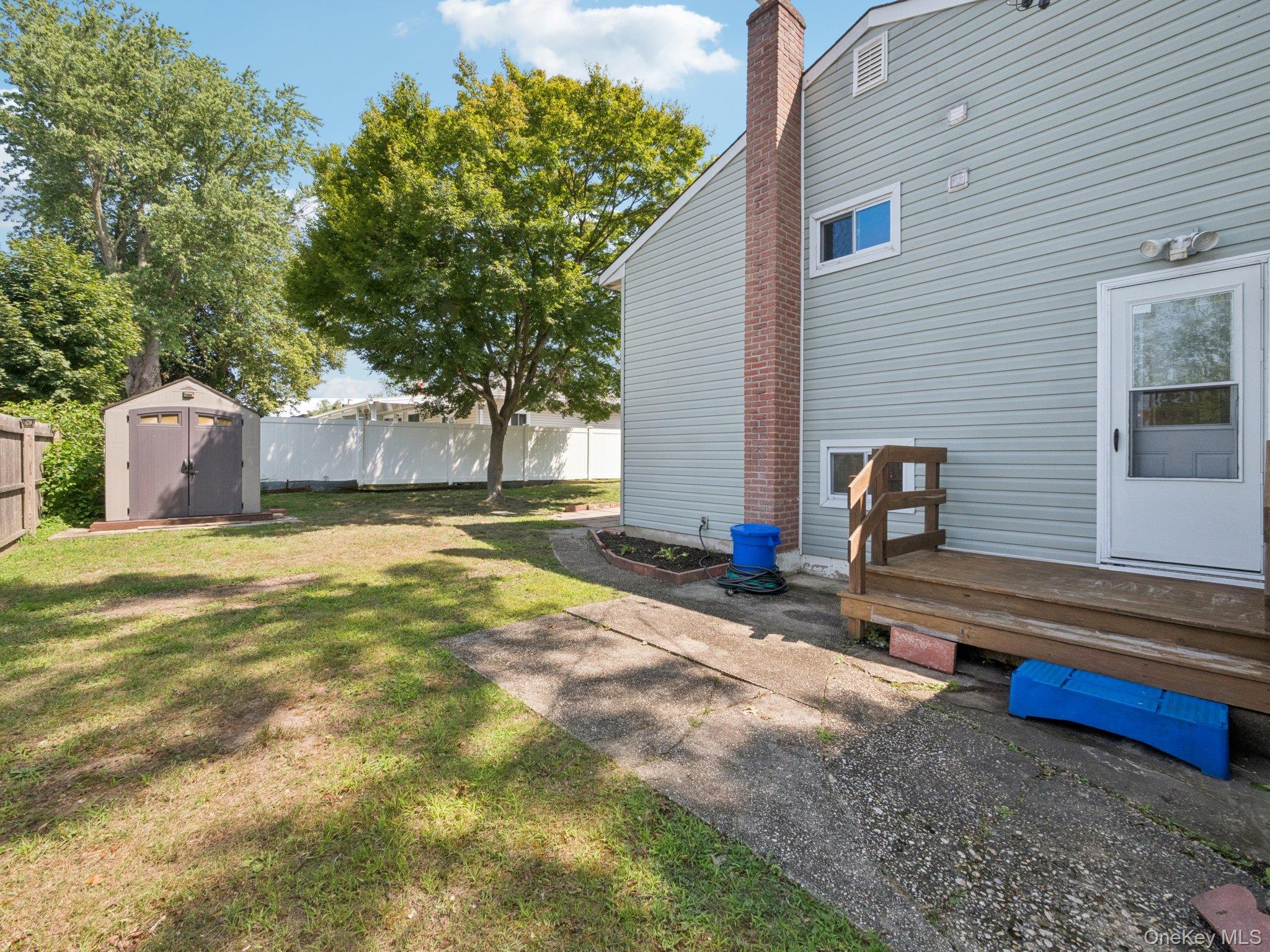 247 Woods Road, North Babylon, NY 11703