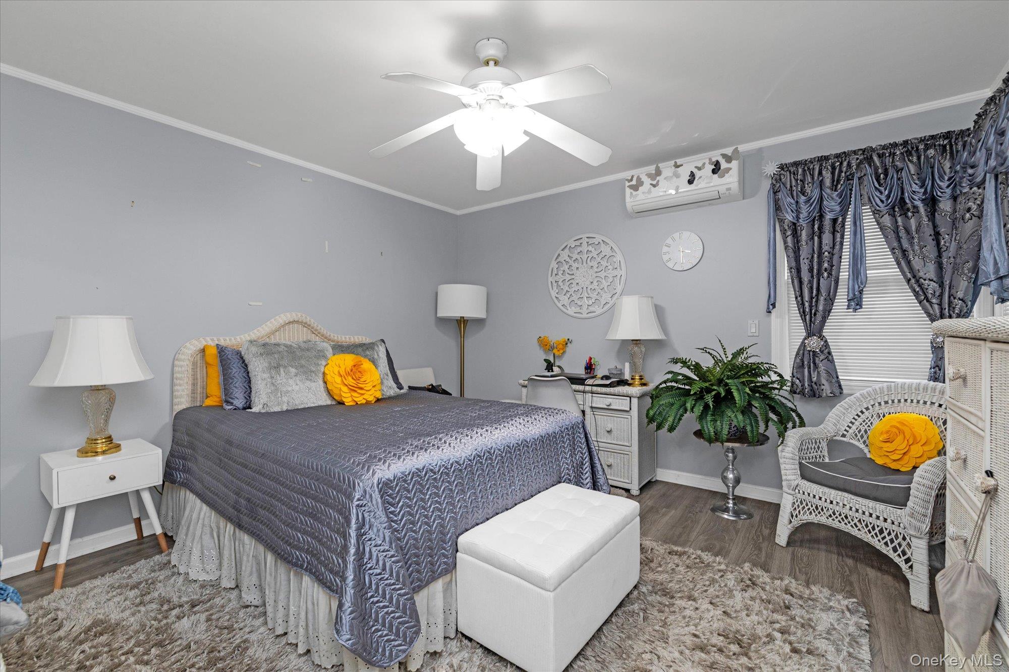 635 Rockland Street, Westbury, NY 11590