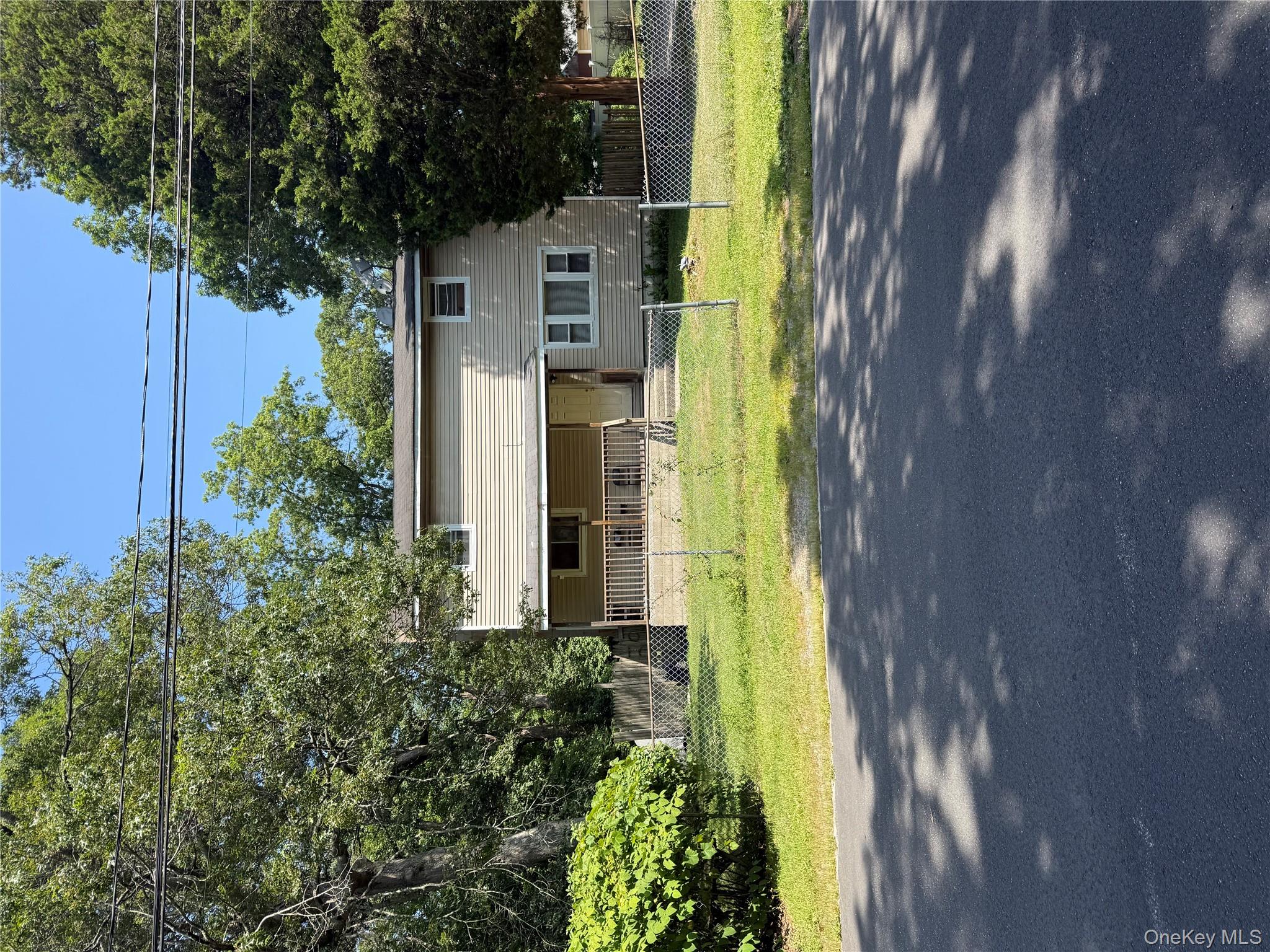 59 Norfleet lane, Brookhaven, NY 11727