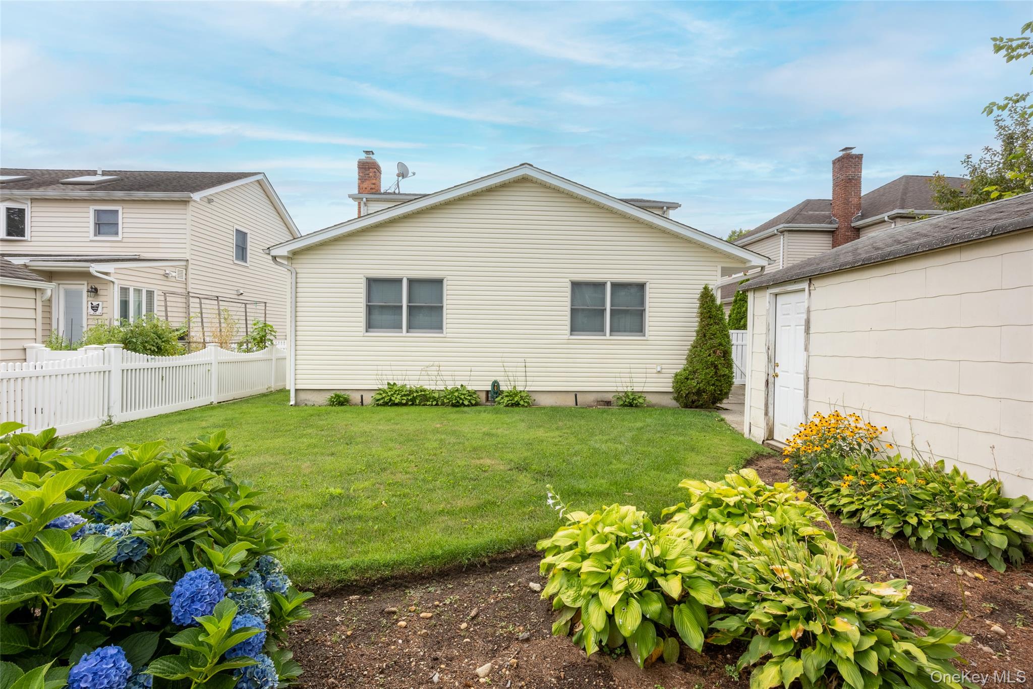 222 Clemens Road, Mineola, NY 11501