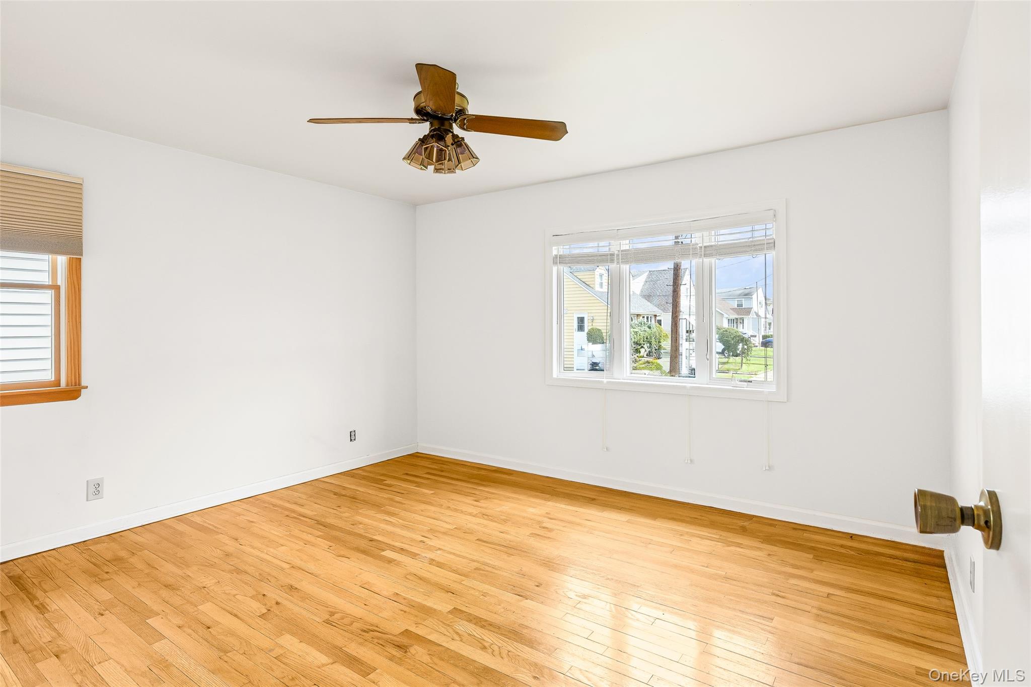 222 Clemens Road, Mineola, NY 11501