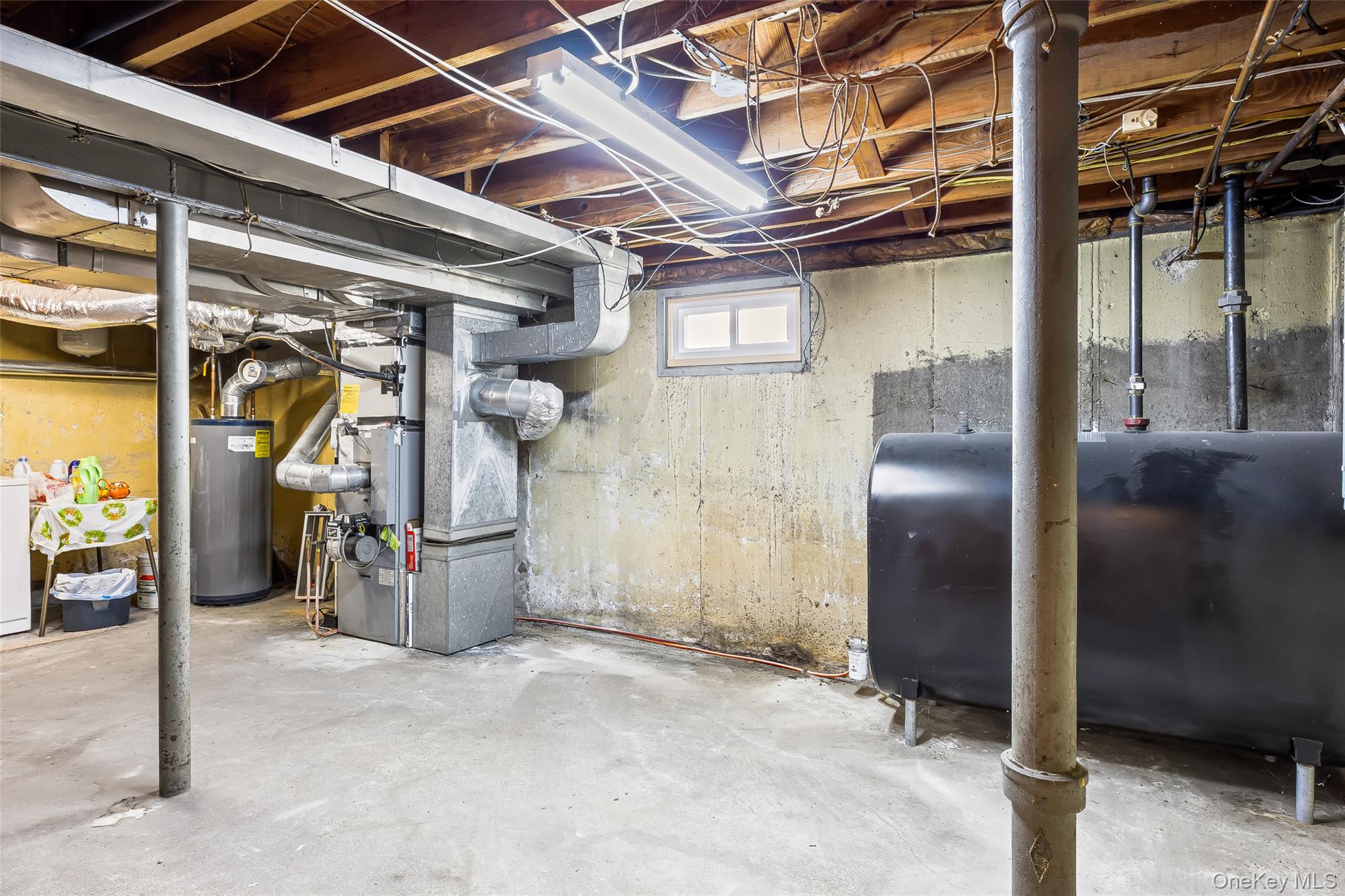 222 Clemens Road, Mineola, NY 11501