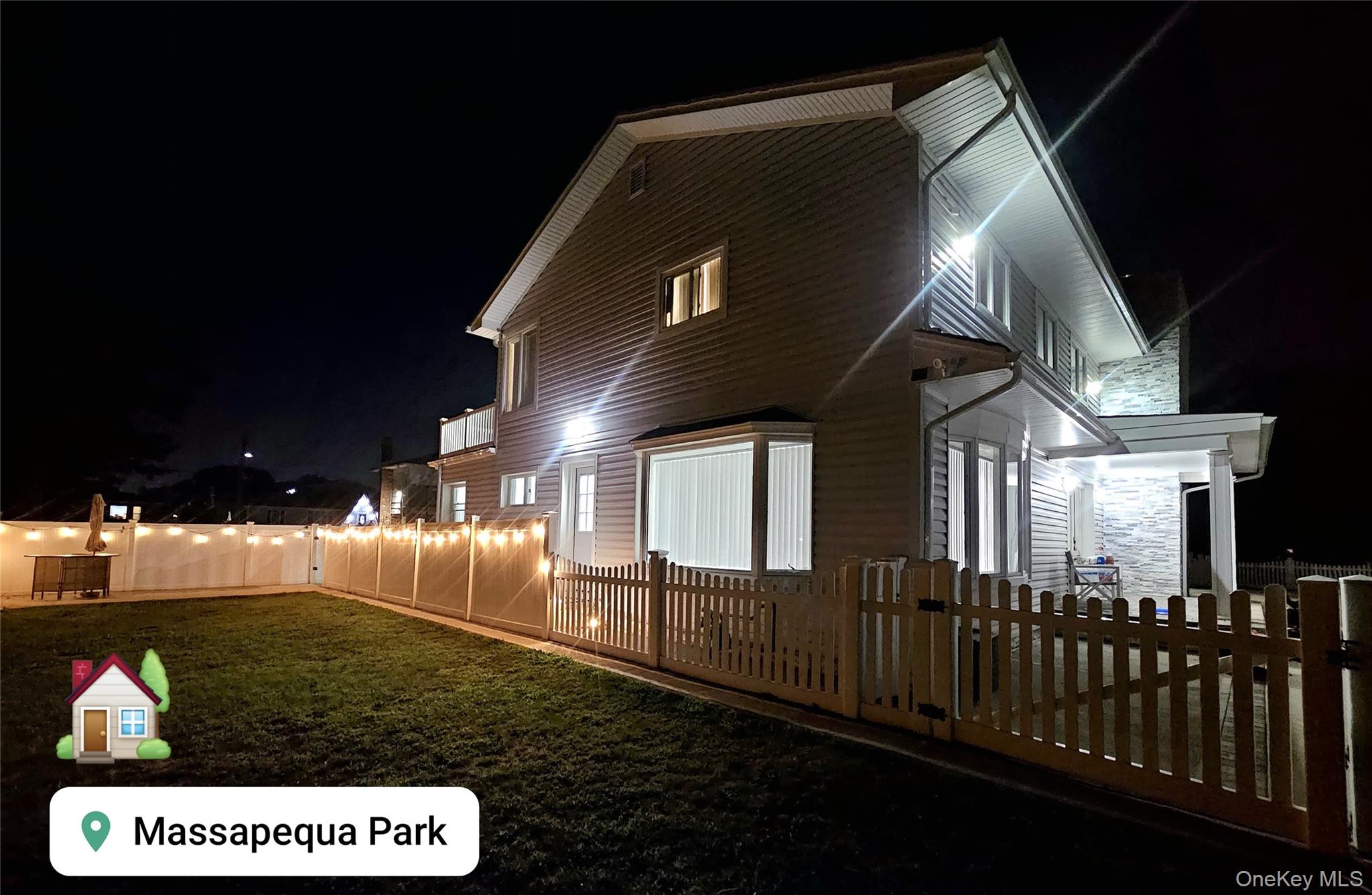 Clocks Boulevard, Massapequa, NY 11758