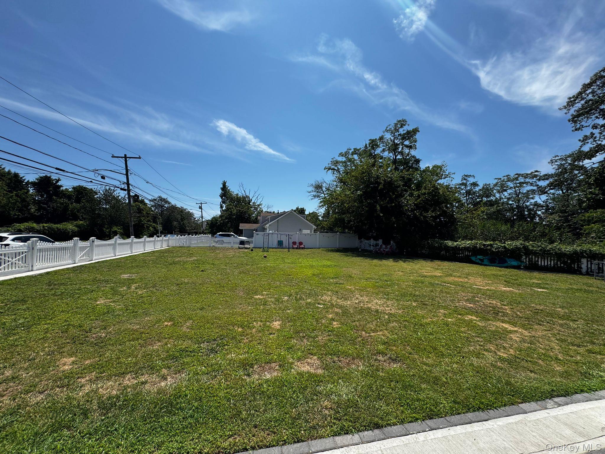 Clocks Boulevard, Massapequa, NY 11758