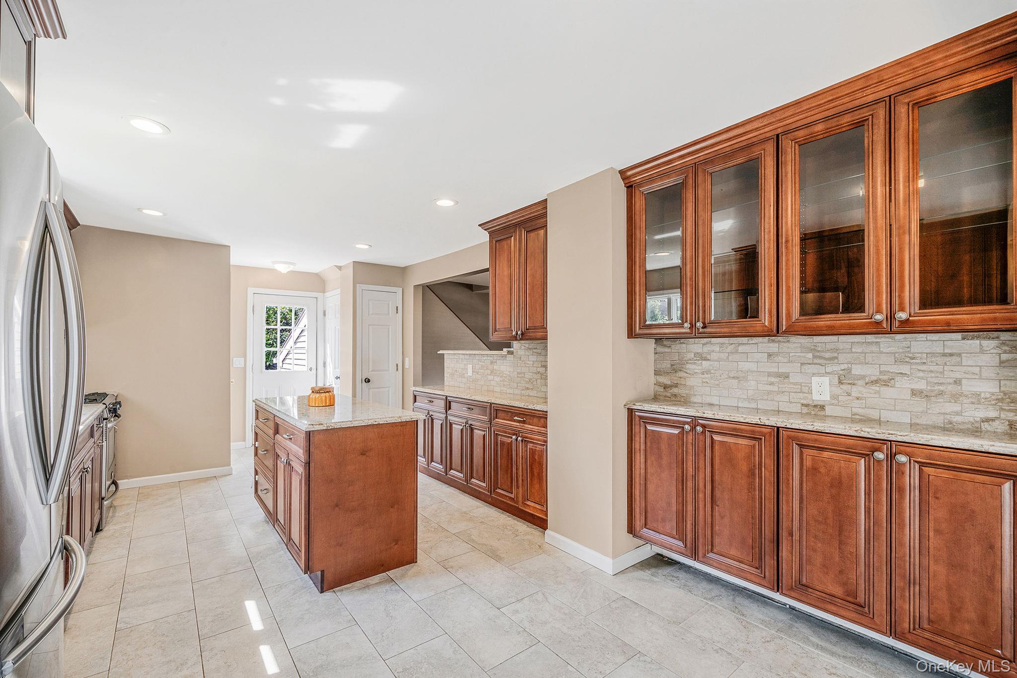 301 Center Bay Drive, West Islip, NY 11795