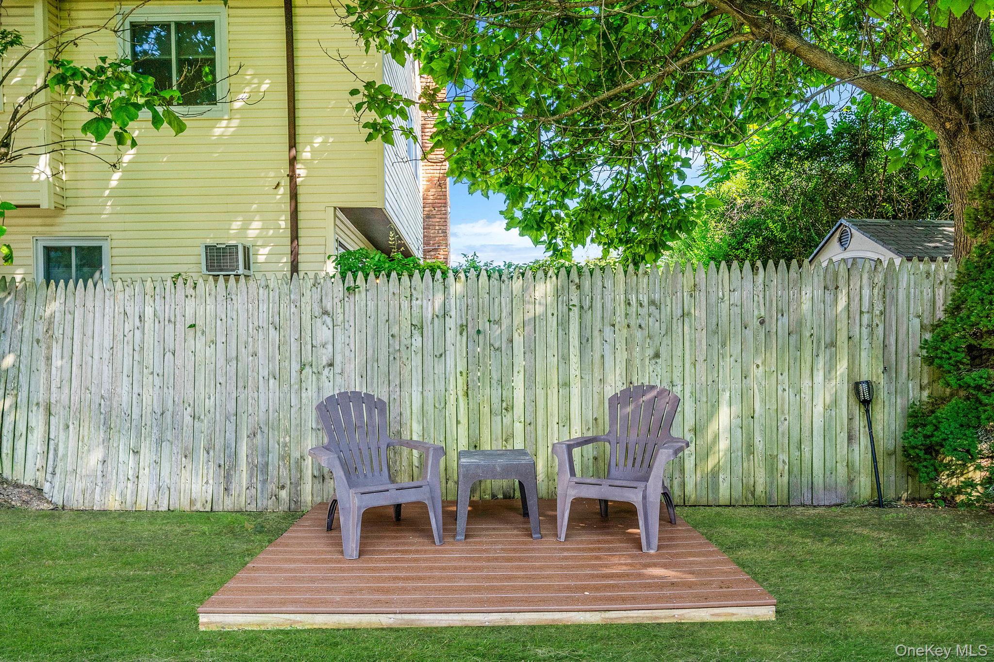 301 Center Bay Drive, West Islip, NY 11795