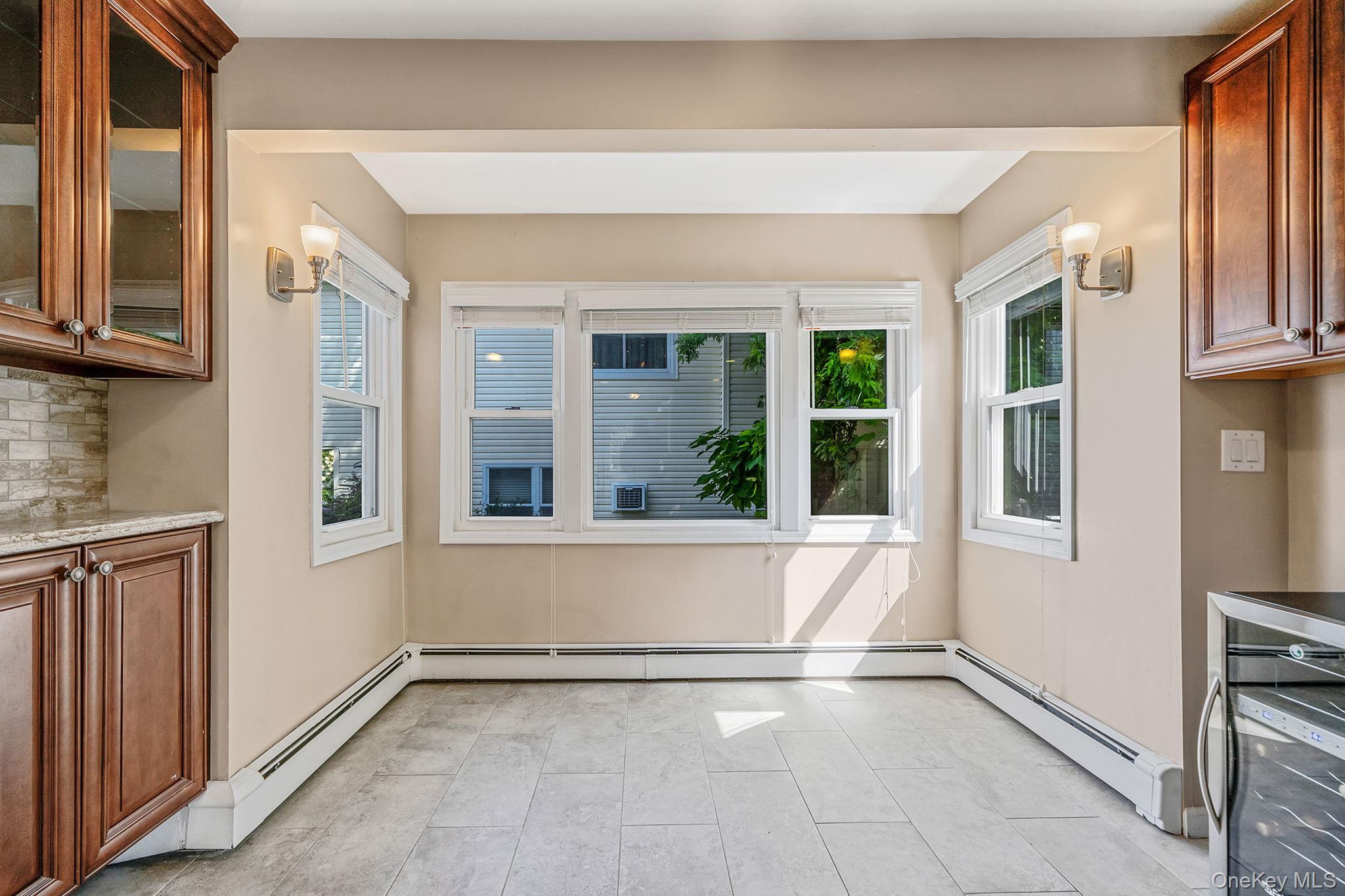 301 Center Bay Drive, West Islip, NY 11795