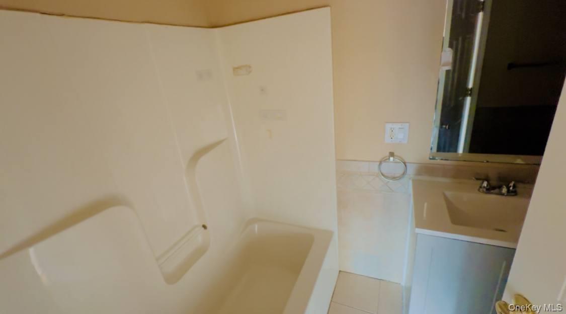 50 Moultrie Avenue, Yonkers, NY 10710