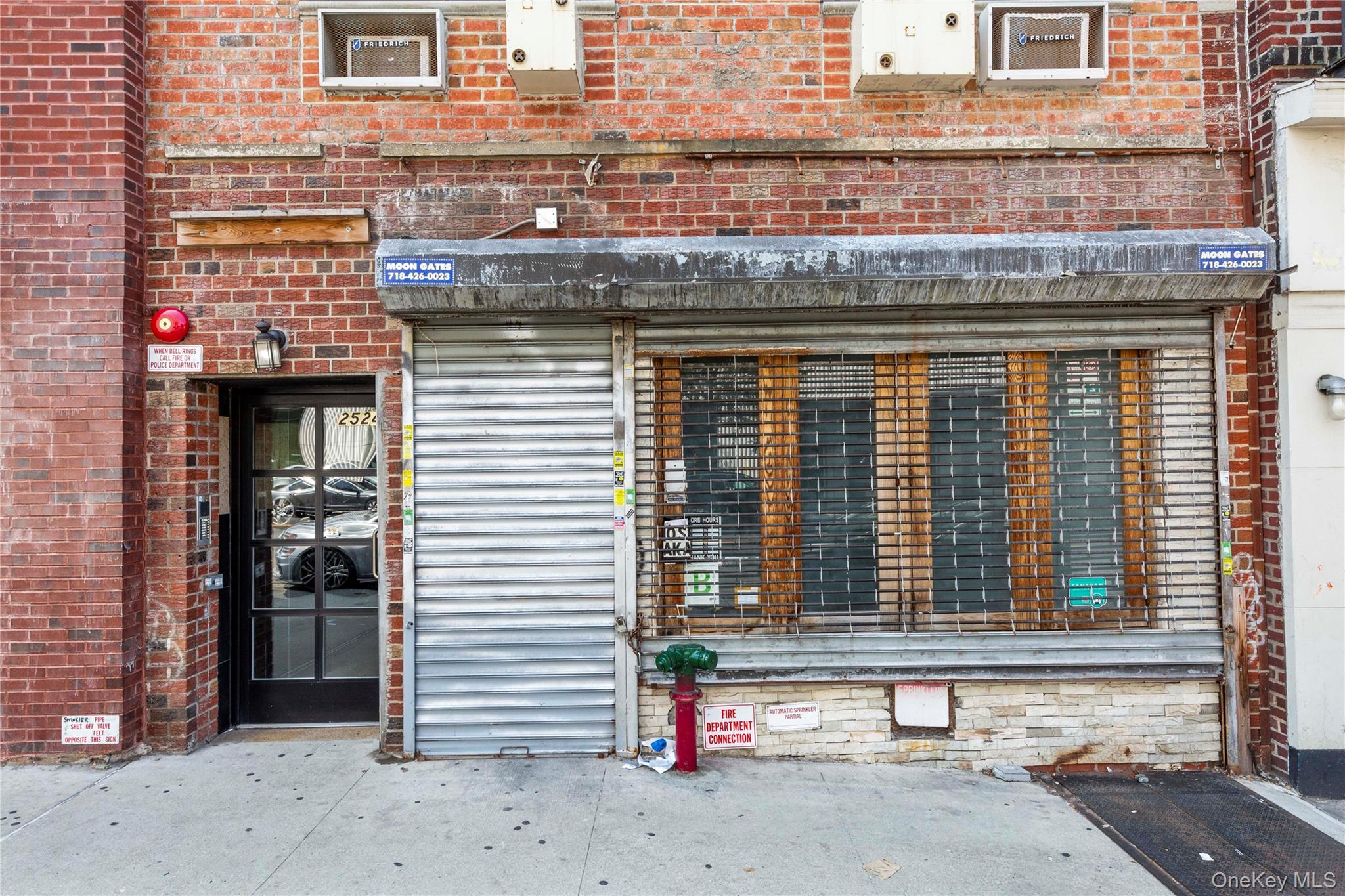 25-24 Broadway, Astoria, NY 11106