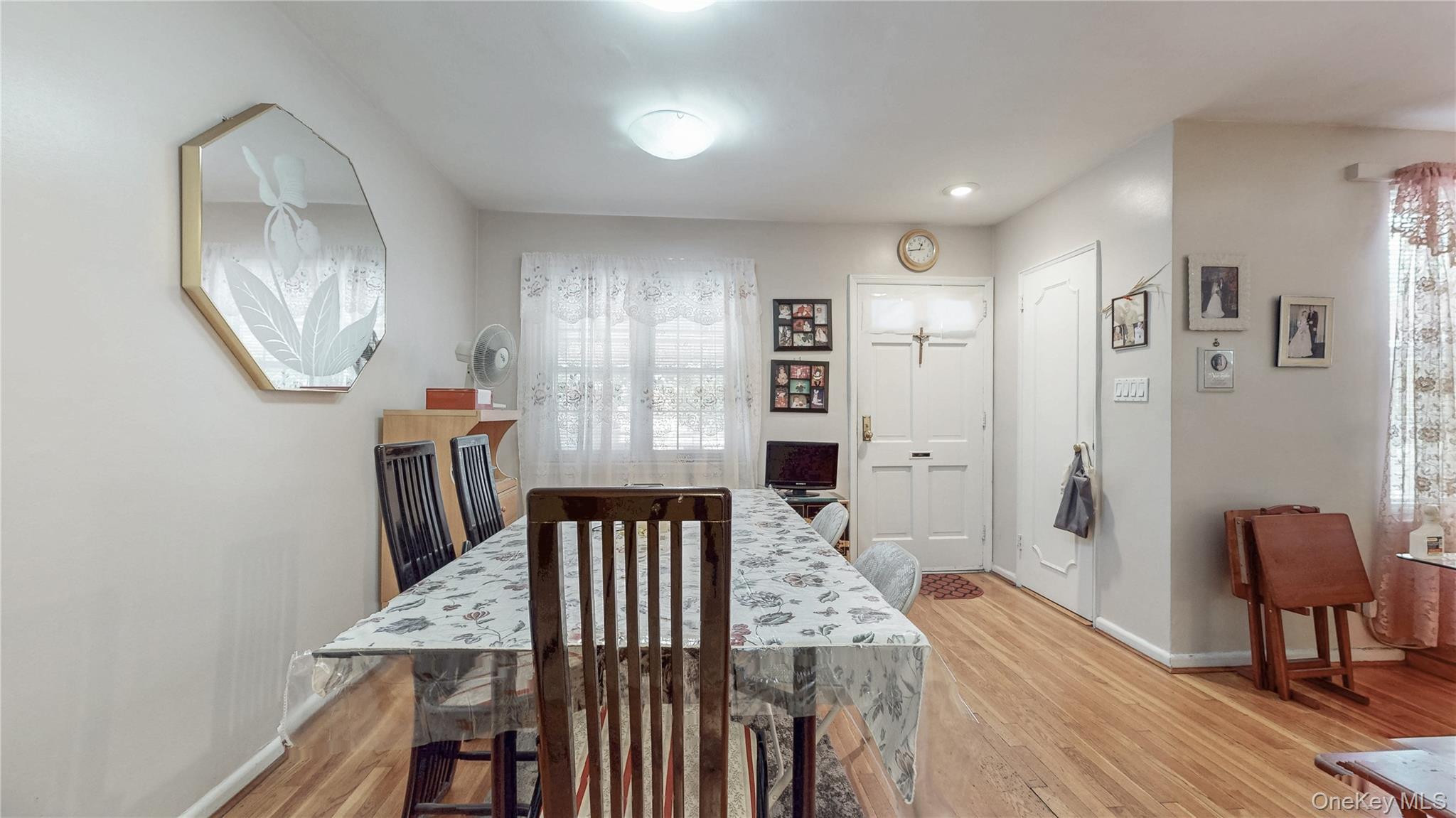 25-10 76 Street, Jackson Heights, NY 11370