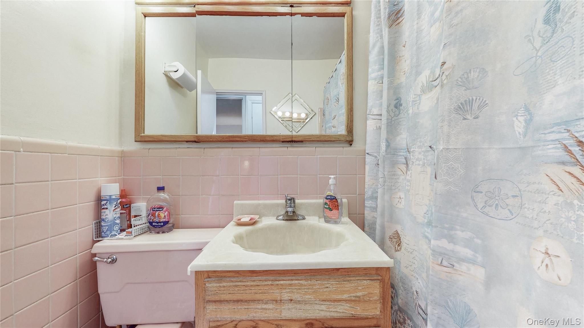 25-10 76 Street, Jackson Heights, NY 11370