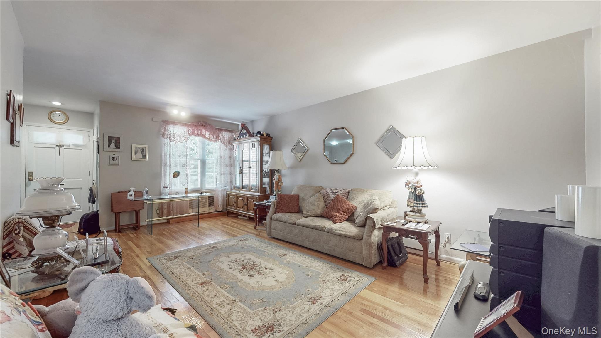 25-10 76 Street, Jackson Heights, NY 11370